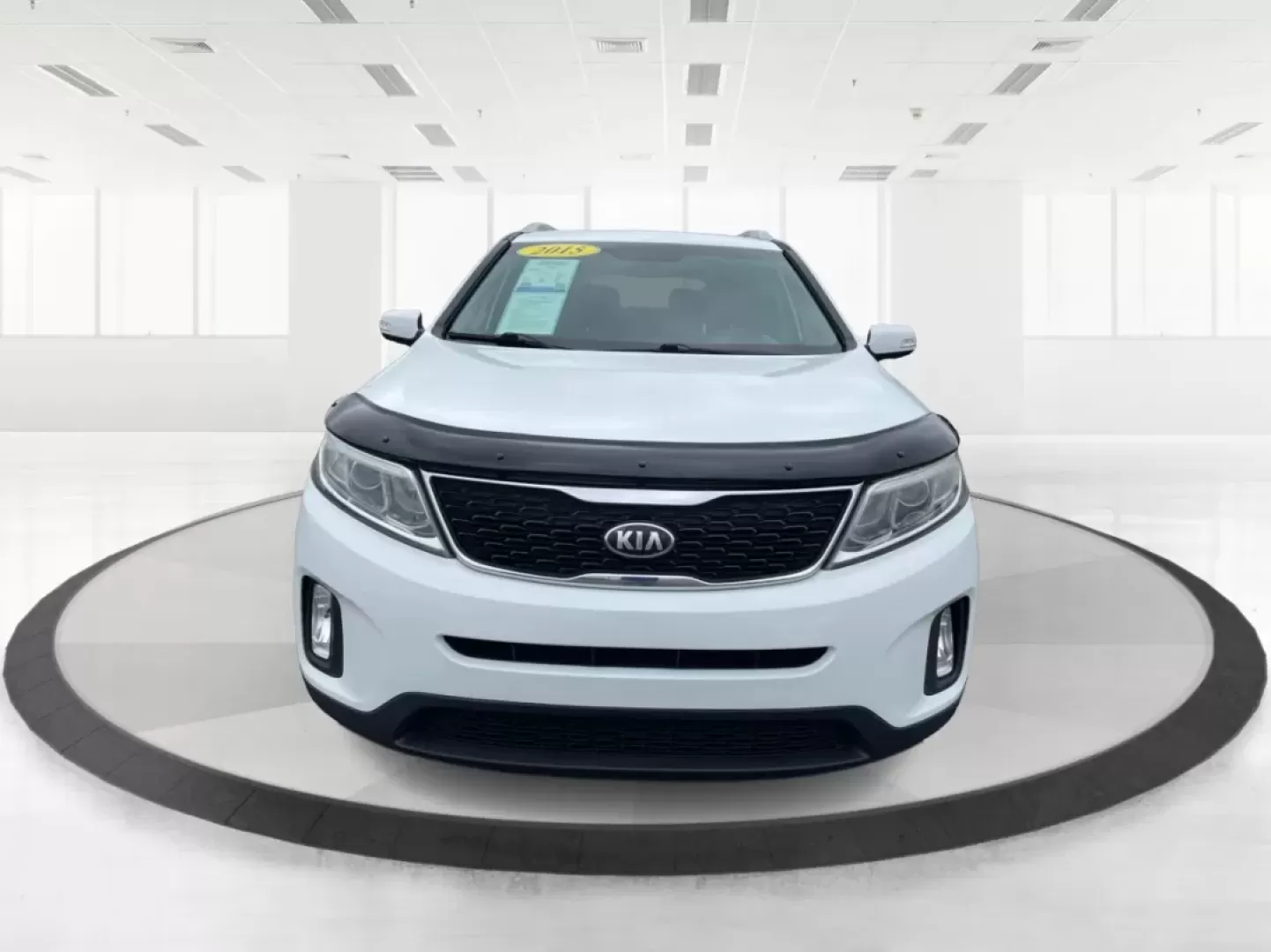 2015 Kia Sorento LX (5XYKT4A61FG) with an 2.4L I-4 gasoline direct injection engine, located at 1865 W 2nd St., Xenia, OH, 45385, (937) 372-7777, 39.681259, -83.961945 - **Discover Adventures with the 2015 Kia Sorento LX at Jamestown Auto Sales!**<br /> <br /> Are you ready to elevate your driving experience? Whether you're planning family getaways or navigating daily commutes, the 2015 Kia Sorento LX is perfectly designed to meet your lifestyle needs. This versatil - Photo#20