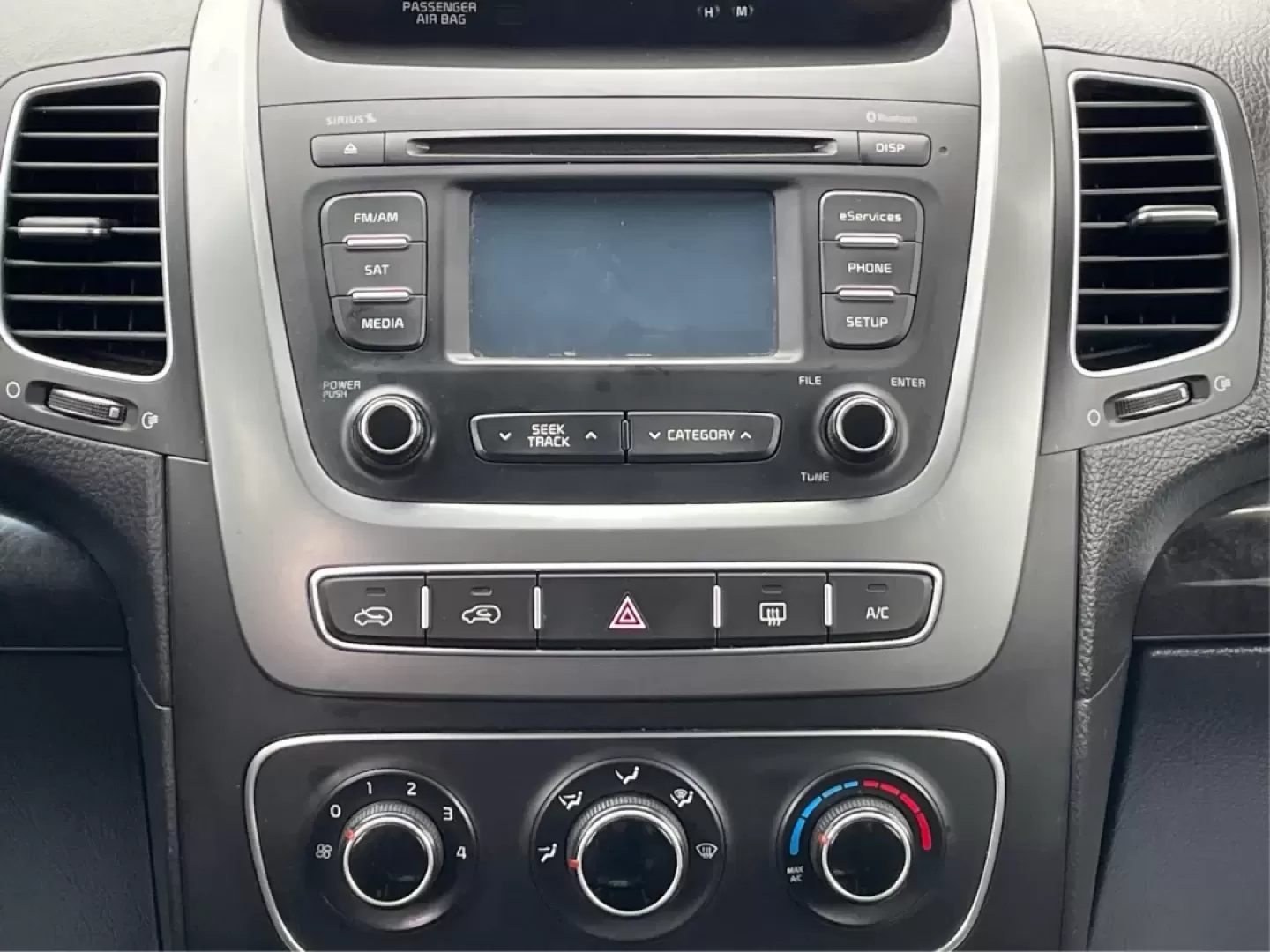 2015 Kia Sorento LX (5XYKT4A61FG) with an 2.4L I-4 gasoline direct injection engine, located at 1865 W 2nd St., Xenia, OH, 45385, (937) 372-7777, 39.681259, -83.961945 - **Discover Adventures with the 2015 Kia Sorento LX at Jamestown Auto Sales!**<br /> <br /> Are you ready to elevate your driving experience? Whether you're planning family getaways or navigating daily commutes, the 2015 Kia Sorento LX is perfectly designed to meet your lifestyle needs. This versatil - Photo#26