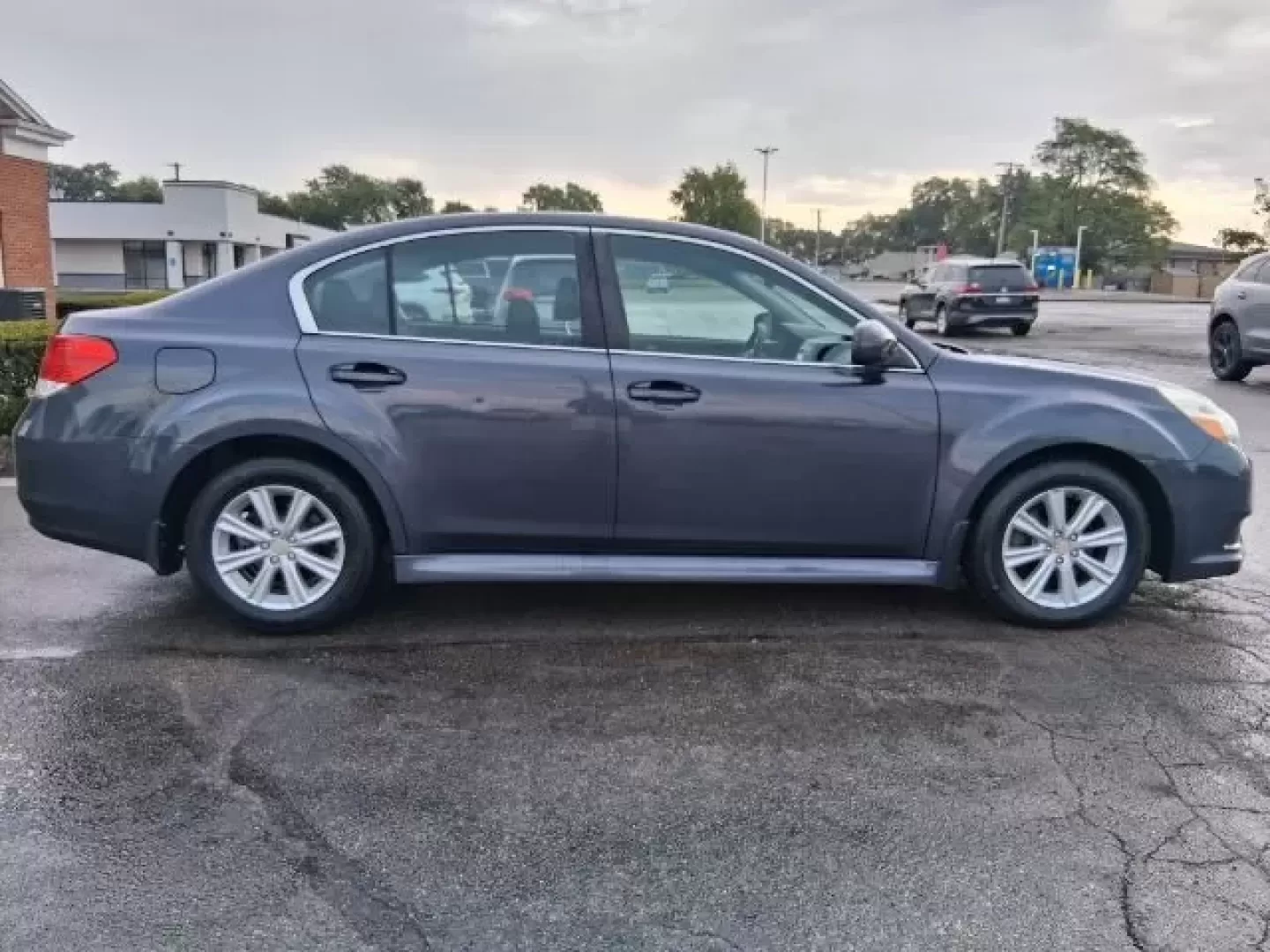 2011 Subaru Legacy 2.5i Premium (4S3BMBC68B3) with an 2.5L H-4 variable valve control engine, located at 1865 W 2nd St., Xenia, OH, 45385, (937) 372-7777, 39.681259, -83.961945 - Are you ready to elevate your daily commute or weekend adventures? The 2011 Subaru Legacy 2.5i Premium is a perfect fit for anyone seeking a reliable and stylish sedan that can handle the demands of everyday life while offering a touch of luxury. With its spacious interior and impressive array of fe - Photo#3