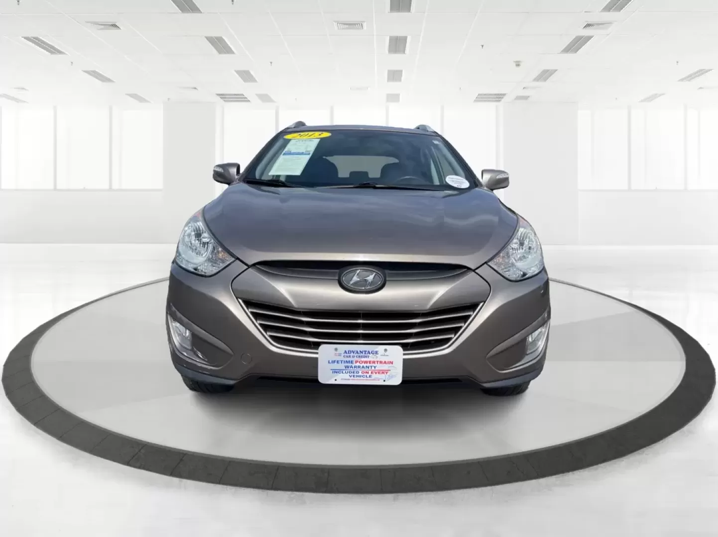 2013 Hyundai Tucson GLS (KM8JU3AC1DU) with an Theta II 2.4L I-4 DOHC engine, located at 1865 W 2nd St., Xenia, OH, 45385, (937) 372-7777, 39.681259, -83.961945 - Discover the perfect blend of reliability and comfort with this 2013 Hyundai Tucson GLS, now available at Jamestown Auto Sales! If you're searching for a versatile SUV that seamlessly adapts to your lifestyle-whether it's tackling the daily commute, embarking on weekend adventures, or catering to th - Photo#20