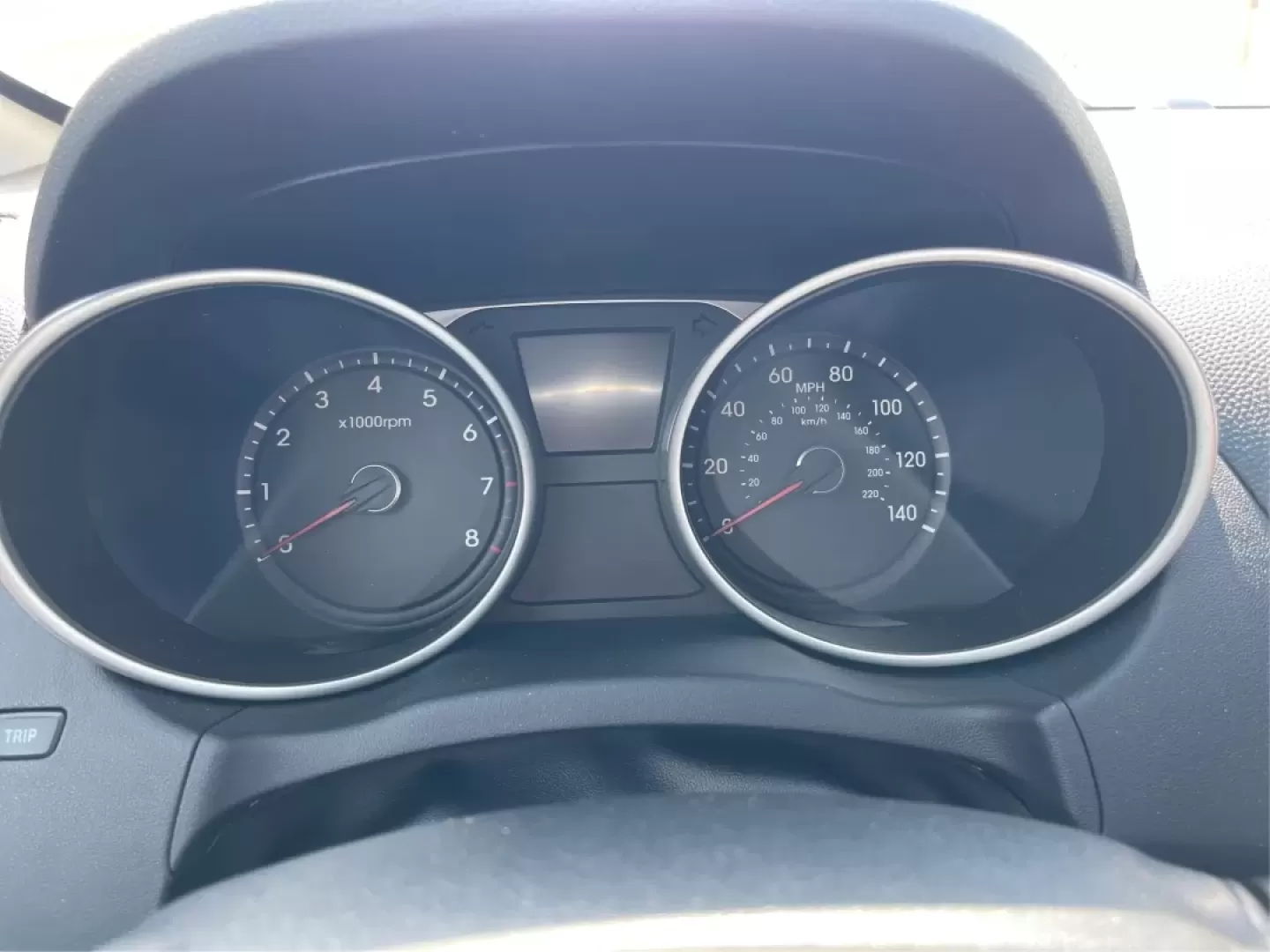 2013 Hyundai Tucson GLS (KM8JU3AC1DU) with an Theta II 2.4L I-4 DOHC engine, located at 1865 W 2nd St., Xenia, OH, 45385, (937) 372-7777, 39.681259, -83.961945 - Discover the perfect blend of reliability and comfort with this 2013 Hyundai Tucson GLS, now available at Jamestown Auto Sales! If you're searching for a versatile SUV that seamlessly adapts to your lifestyle-whether it's tackling the daily commute, embarking on weekend adventures, or catering to th - Photo#28