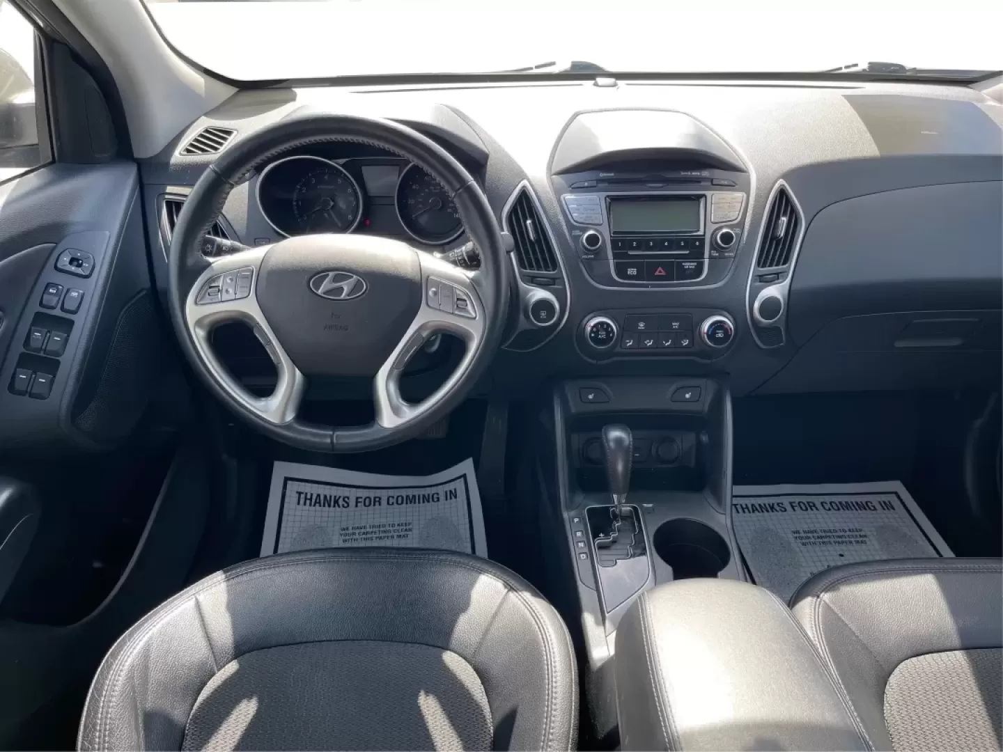 2013 Hyundai Tucson GLS (KM8JU3AC1DU) with an Theta II 2.4L I-4 DOHC engine, located at 1865 W 2nd St., Xenia, OH, 45385, (937) 372-7777, 39.681259, -83.961945 - Discover the perfect blend of reliability and comfort with this 2013 Hyundai Tucson GLS, now available at Jamestown Auto Sales! If you're searching for a versatile SUV that seamlessly adapts to your lifestyle-whether it's tackling the daily commute, embarking on weekend adventures, or catering to th - Photo#34