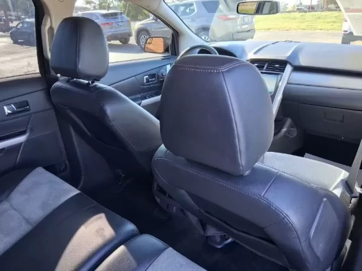 2014 Ford Edge SEL (2FMDK4JC8EB) with an 3.5L V-6 DOHC engine, located at 1865 W 2nd St., Xenia, OH, 45385, (937) 372-7777, 39.681259, -83.961945 - **Unlock Your Next Adventure with the 2014 Ford Edge SEL at Jamestown Auto Sales!**<br /> <br /> Are you searching for the perfect vehicle that seamlessly combines comfort, style, and capability? Look no further than this stunning 2014 Ford Edge SEL, a versatile SUV ideal for growing families, outdo - Photo#10