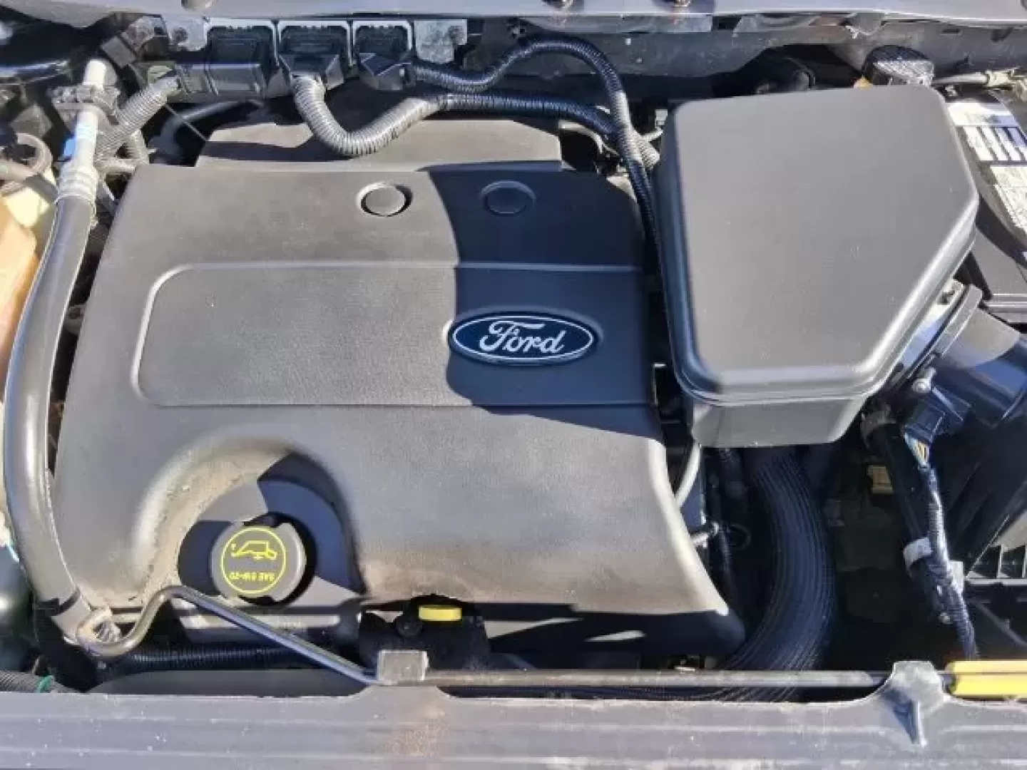 2014 Ford Edge SEL (2FMDK4JC8EB) with an 3.5L V-6 DOHC engine, located at 1865 W 2nd St., Xenia, OH, 45385, (937) 372-7777, 39.681259, -83.961945 - **Unlock Your Next Adventure with the 2014 Ford Edge SEL at Jamestown Auto Sales!**<br /> <br /> Are you searching for the perfect vehicle that seamlessly combines comfort, style, and capability? Look no further than this stunning 2014 Ford Edge SEL, a versatile SUV ideal for growing families, outdo - Photo#12