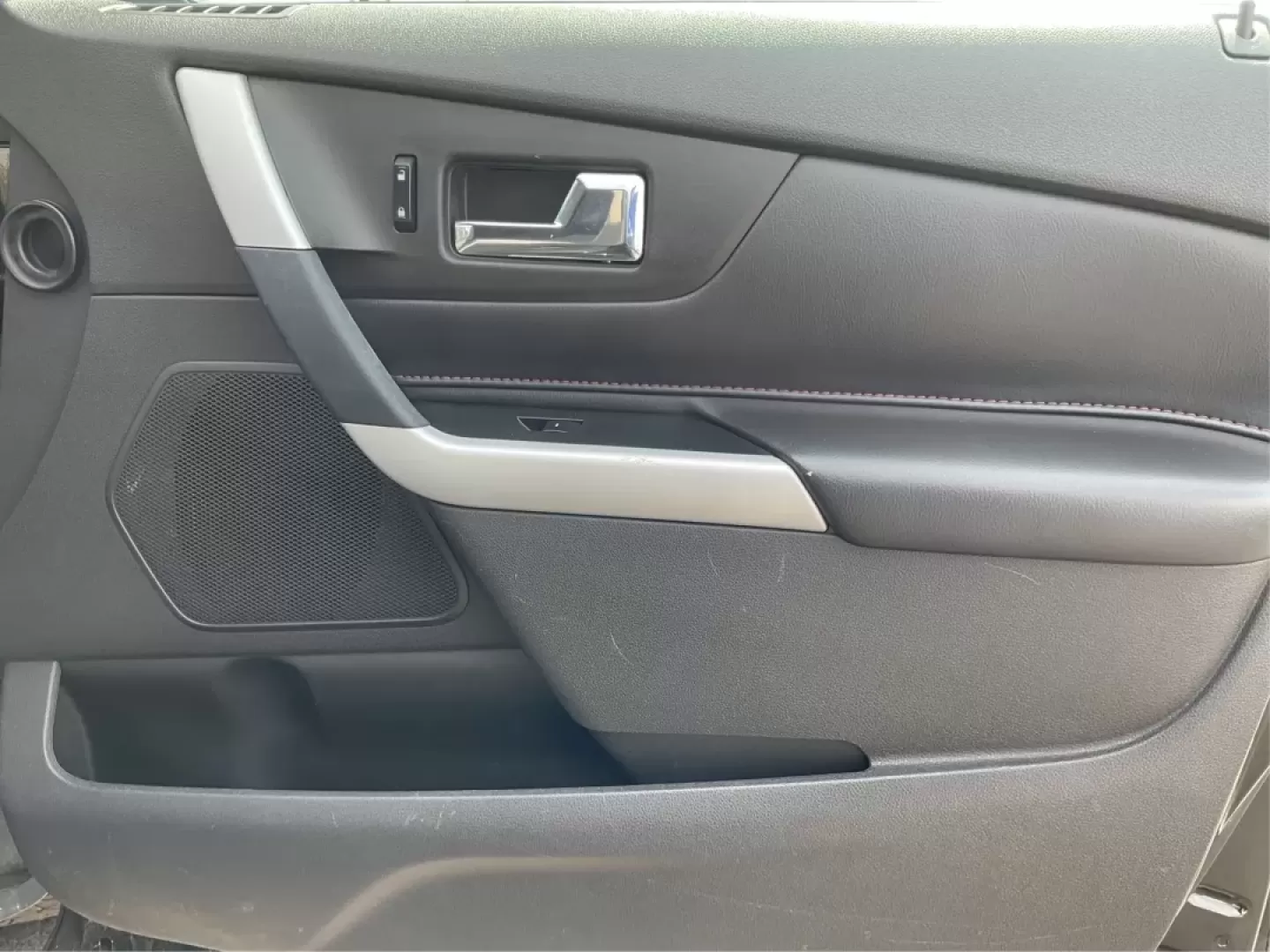 2014 Ford Edge SEL (2FMDK4JC8EB) with an 3.5L V-6 DOHC engine, located at 1865 W 2nd St., Xenia, OH, 45385, (937) 372-7777, 39.681259, -83.961945 - **Unlock Your Next Adventure with the 2014 Ford Edge SEL at Jamestown Auto Sales!**<br /> <br /> Are you searching for the perfect vehicle that seamlessly combines comfort, style, and capability? Look no further than this stunning 2014 Ford Edge SEL, a versatile SUV ideal for growing families, outdo - Photo#33