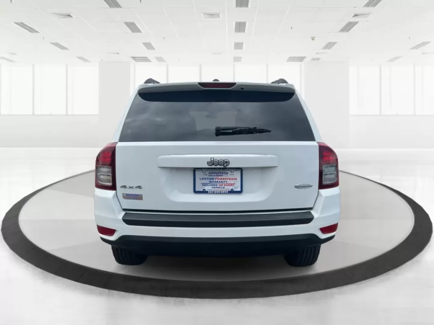 2014 Jeep Compass Latitude (1C4NJDEB0ED) with an 2.4L I-4 DOHC engine, located at 1865 W 2nd St., Xenia, OH, 45385, (937) 372-7777, 39.681259, -83.961945 - Discover your next adventure with the 2014 Jeep Compass Latitude, available now at Jamestown Auto Sales in Xenia, OH! This versatile SUV is not just a vehicle; it's an invitation to explore the open roads and embrace the lifestyle of your dreams. Whether you're a growing family looking for space, a - Photo#16