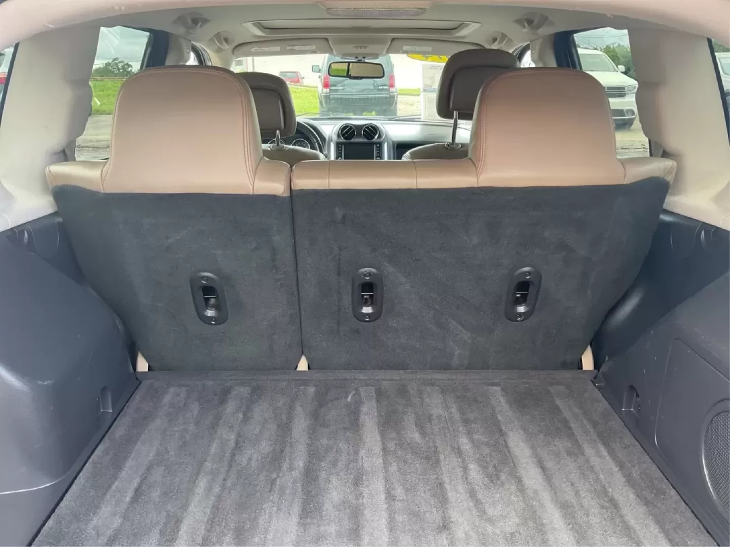 2014 Jeep Compass Latitude (1C4NJDEB0ED) with an 2.4L I-4 DOHC engine, located at 1865 W 2nd St., Xenia, OH, 45385, (937) 372-7777, 39.681259, -83.961945 - Discover your next adventure with the 2014 Jeep Compass Latitude, available now at Jamestown Auto Sales in Xenia, OH! This versatile SUV is not just a vehicle; it's an invitation to explore the open roads and embrace the lifestyle of your dreams. Whether you're a growing family looking for space, a - Photo#25