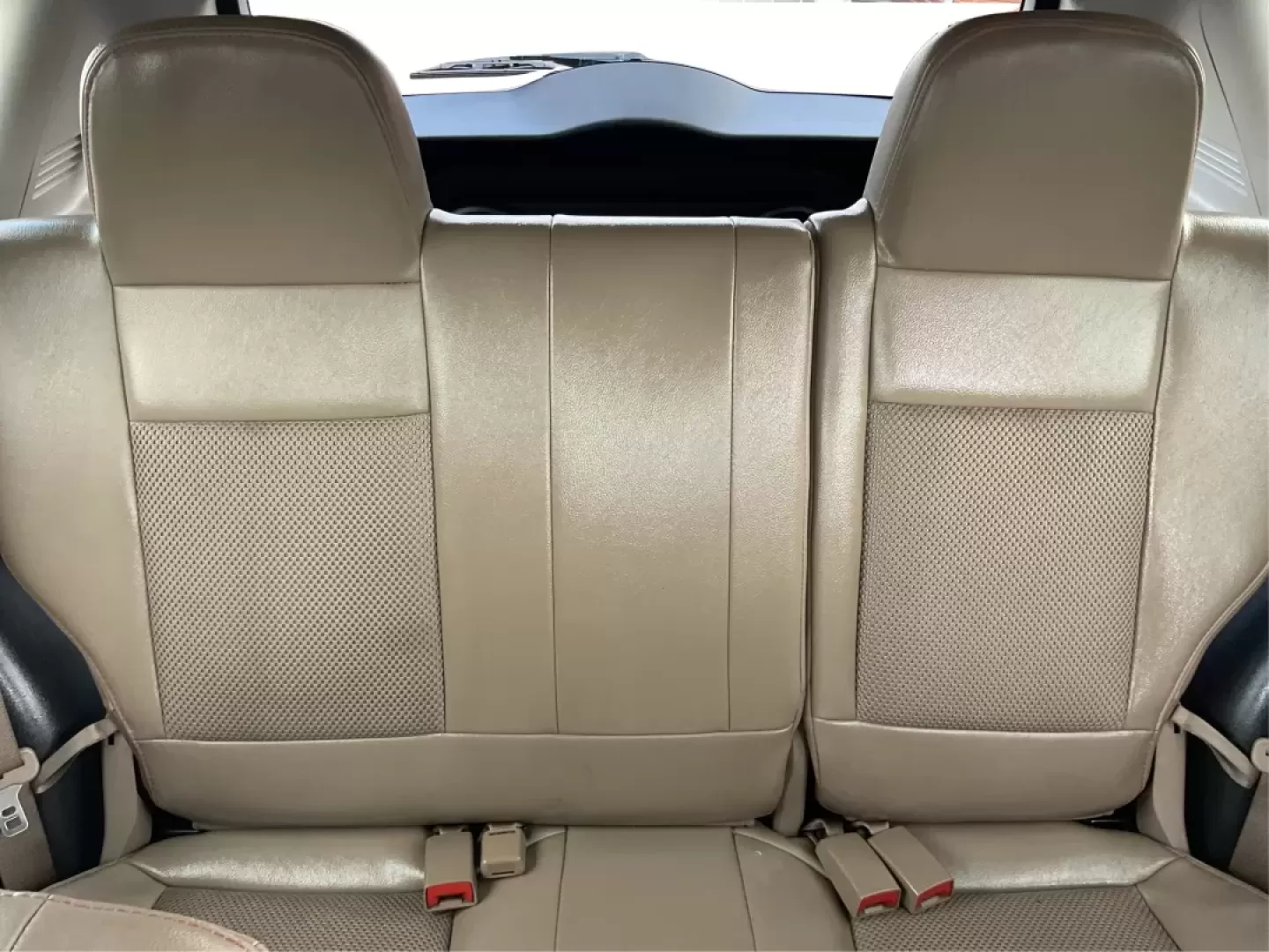 2014 Jeep Compass Latitude (1C4NJDEB0ED) with an 2.4L I-4 DOHC engine, located at 1865 W 2nd St., Xenia, OH, 45385, (937) 372-7777, 39.681259, -83.961945 - Discover your next adventure with the 2014 Jeep Compass Latitude, available now at Jamestown Auto Sales in Xenia, OH! This versatile SUV is not just a vehicle; it's an invitation to explore the open roads and embrace the lifestyle of your dreams. Whether you're a growing family looking for space, a - Photo#27
