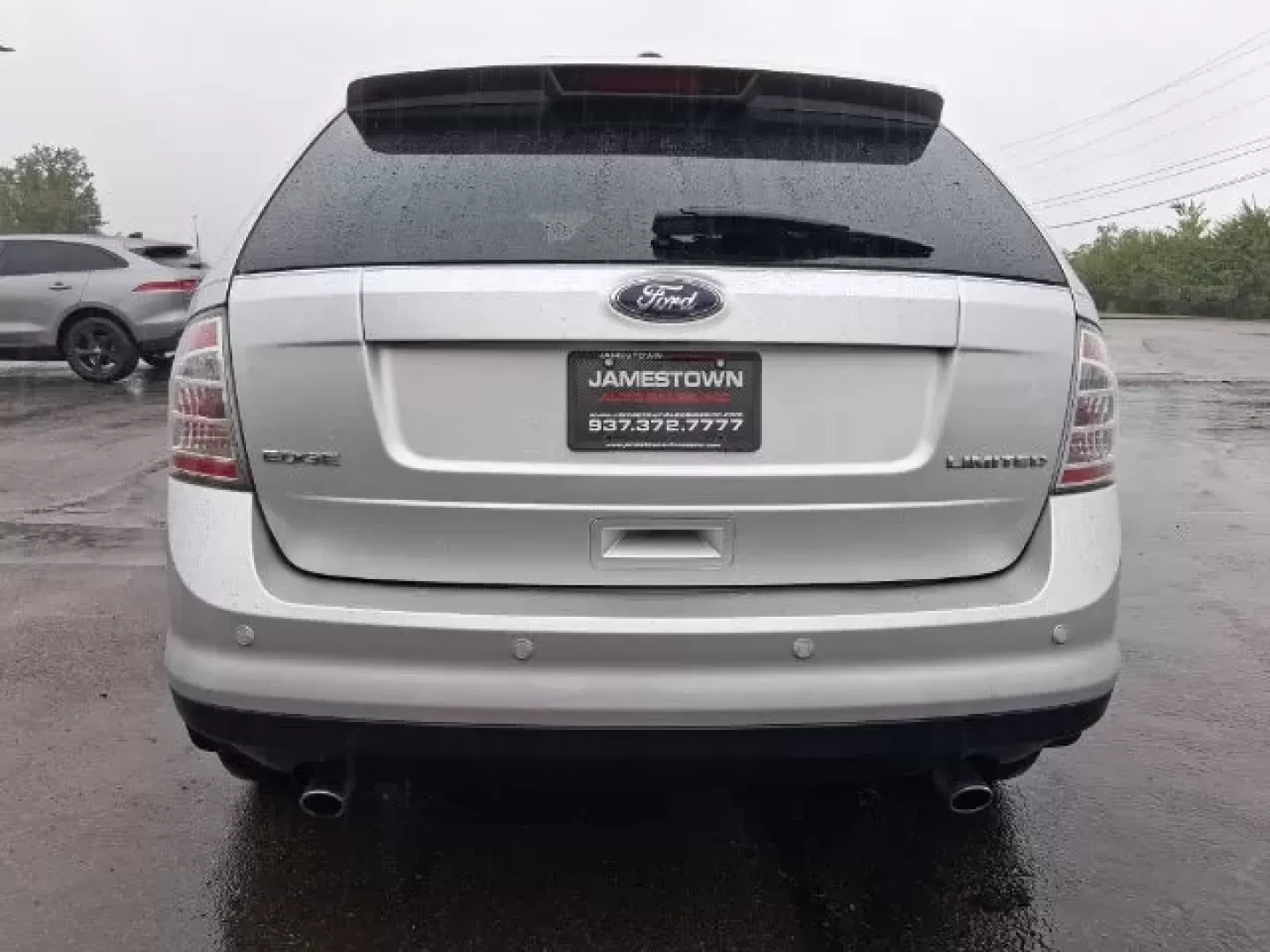 2010 Ford Edge Limited (2FMDK3KC2AB) with an Duratec 3.5L V-6 DOHC engine, located at 1865 W 2nd St., Xenia, OH, 45385, (937) 372-7777, 39.681259, -83.961945 - **Discover the Perfect Family Adventure with the 2010 Ford Edge Limited at Jamestown Auto Sales!**<br /> <br /> Are you in search of a spacious and reliable SUV that can accommodate your growing family while ensuring comfort and style on every ride? Look no further than the 2010 Ford Edge Limited, n - Photo#5