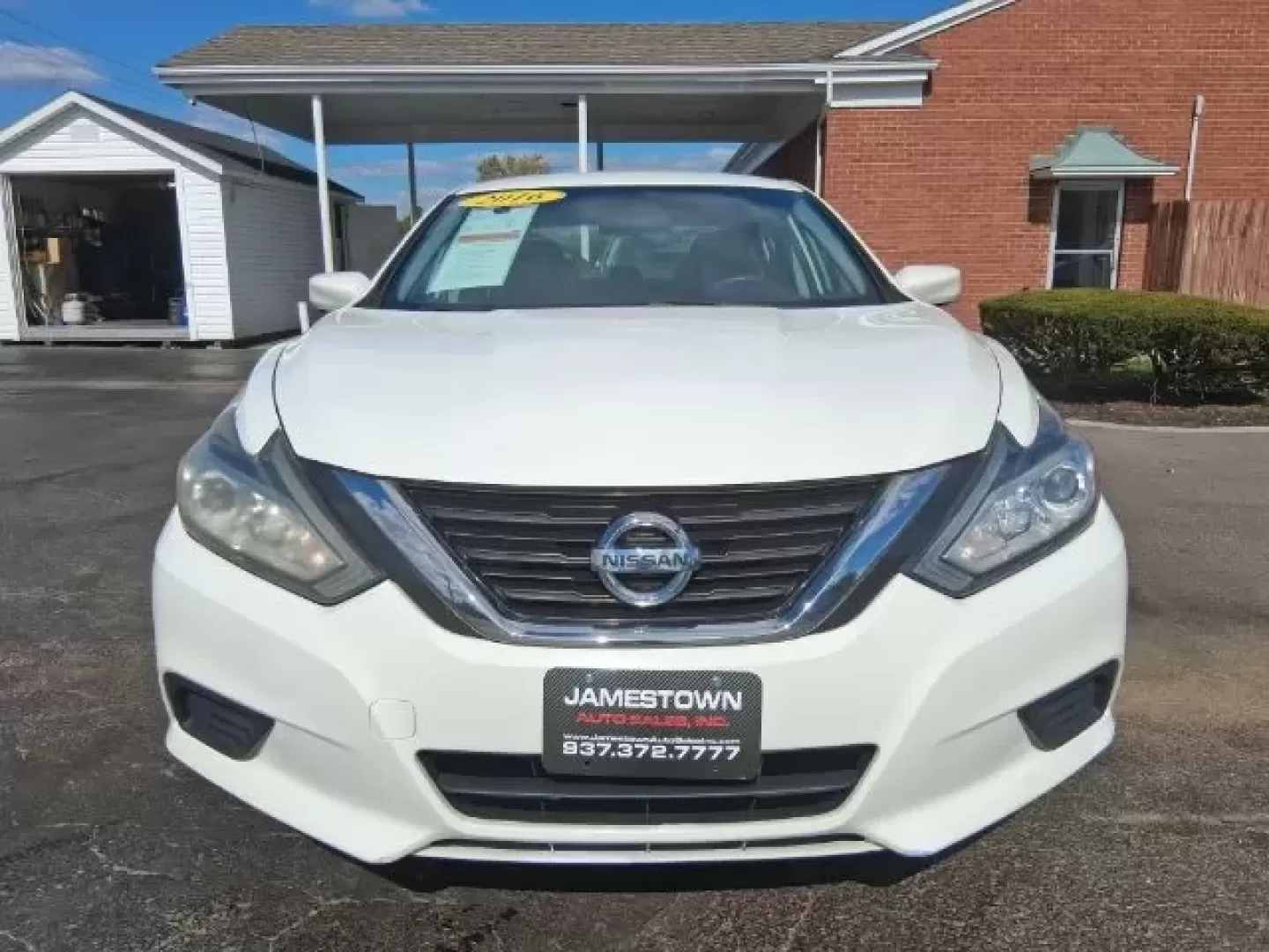 2016 Nissan Altima 2.5 (1N4AL3AP3GC) with an 2.5L I-4 DOHC engine, located at 1865 W 2nd St., Xenia, OH, 45385, (937) 372-7777, 39.681259, -83.961945 - ### Unleash Your Adventure with the 2016 Nissan Altima at Jamestown Auto Sales<br /> <br /> Are you ready to elevate your daily commute or embark on weekend adventures? The 2016 Nissan Altima is the perfect sedan for those who crave reliability, comfort, and style without breaking the bank. This ver - Photo#4