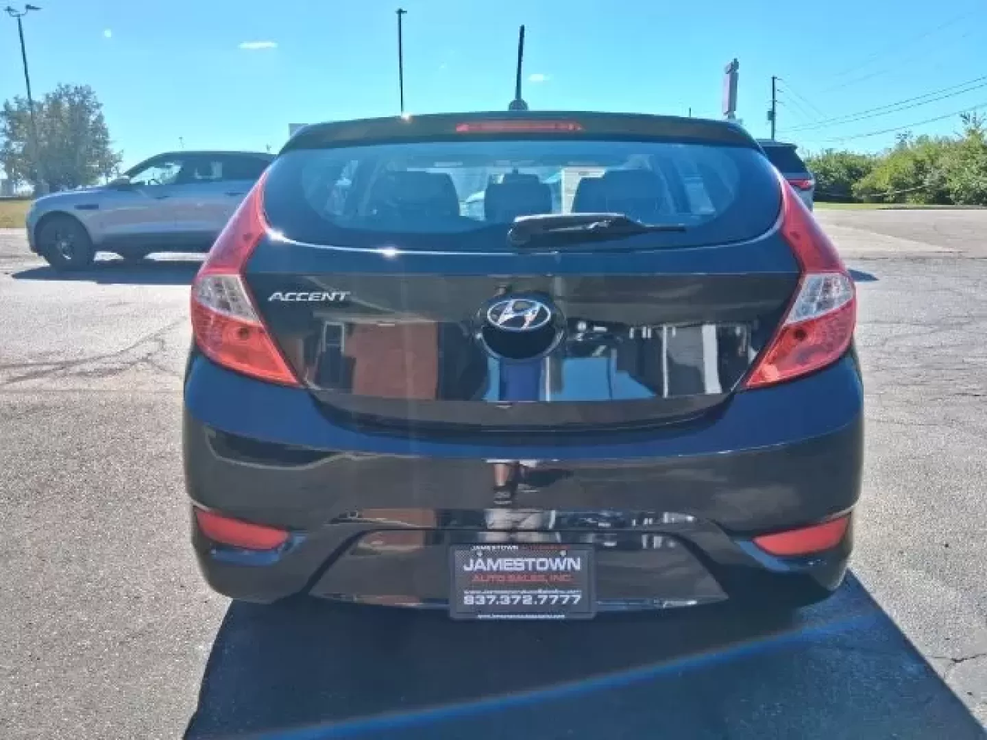 2014 Hyundai Accent GS (KMHCT5AE3EU) with an 1.6L I-4 gasoline direct injection engine, located at 1865 W 2nd St., Xenia, OH, 45385, (937) 372-7777, 39.681259, -83.961945 - ### Discover Your Next Adventure with the 2014 Hyundai Accent GS at Jamestown Auto Sales!<br /> <br /> Are you ready to elevate your daily commute or embark on those weekend getaways with friends? Look no further than the 2014 Hyundai Accent GS, a compact hatchback that combines style, efficiency, a - Photo#5