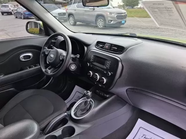 2015 Kia Soul Base (KNDJN2A23F7) with an 1.6L L4 DOHC 16V engine, located at 1865 W 2nd St., Xenia, OH, 45385, (937) 372-7777, 39.681259, -83.961945 - Discover your next adventure with the 2015 Kia Soul, ready to elevate your daily commute or weekend getaways! Whether you're a budget-conscious buyer seeking reliable transportation or a growing family looking for a spacious and versatile vehicle, this compact wagon blends style, comfort, and practi - Photo#8