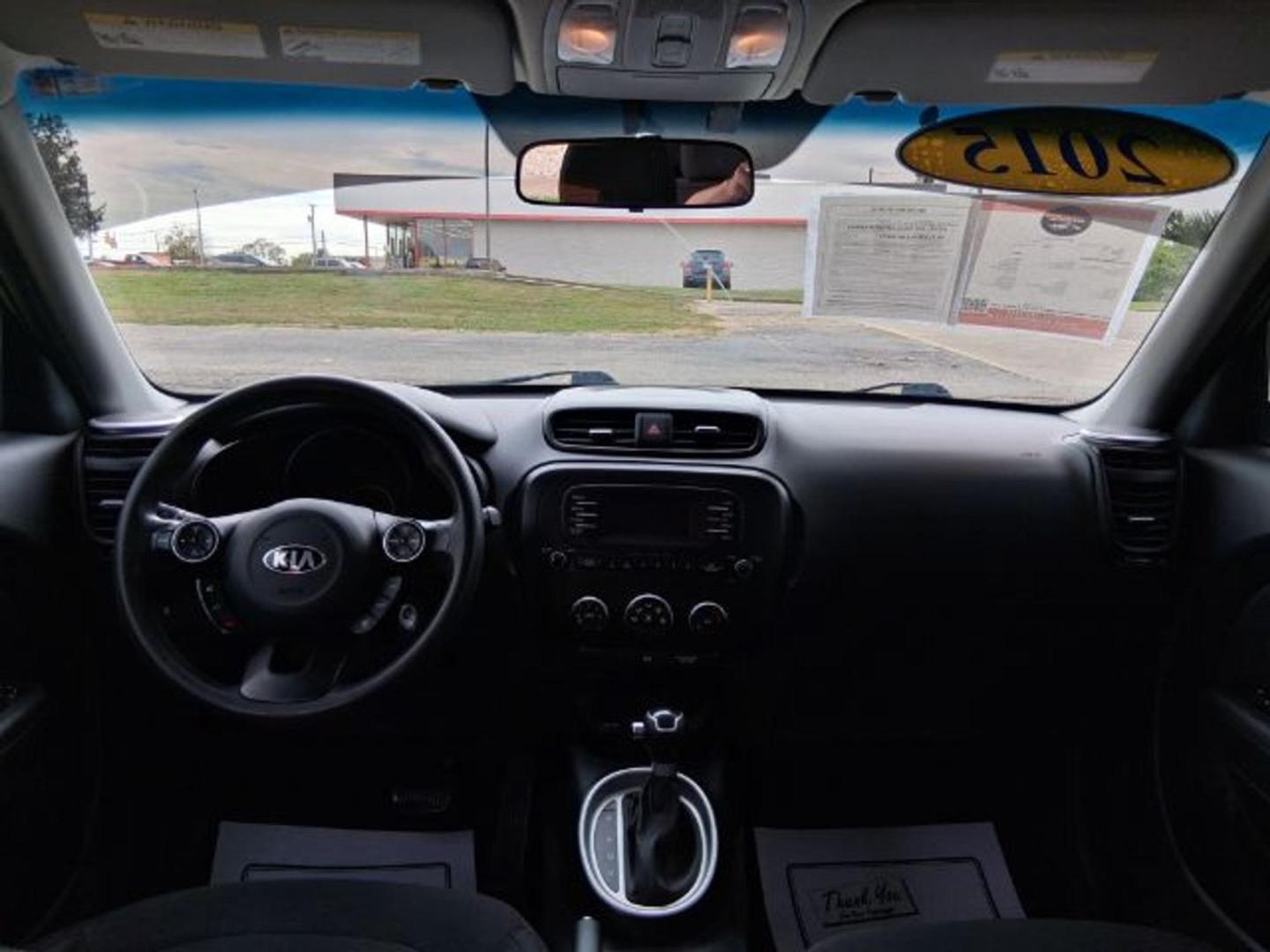 2015 Alien II Kia Soul Base (KNDJN2A23F7) with an 1.6L L4 DOHC 16V engine, located at 1865 W 2nd St., Xenia, OH, 45385, (937) 372-7777, 39.681259, -83.961945 - Photo#7