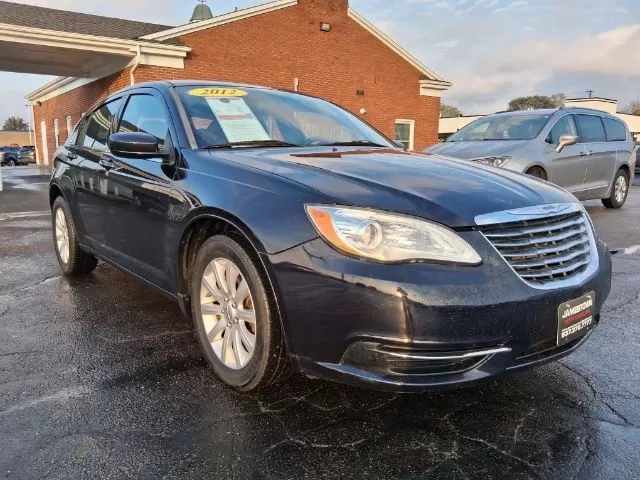 photo of 2012 Chrysler 200 Touring