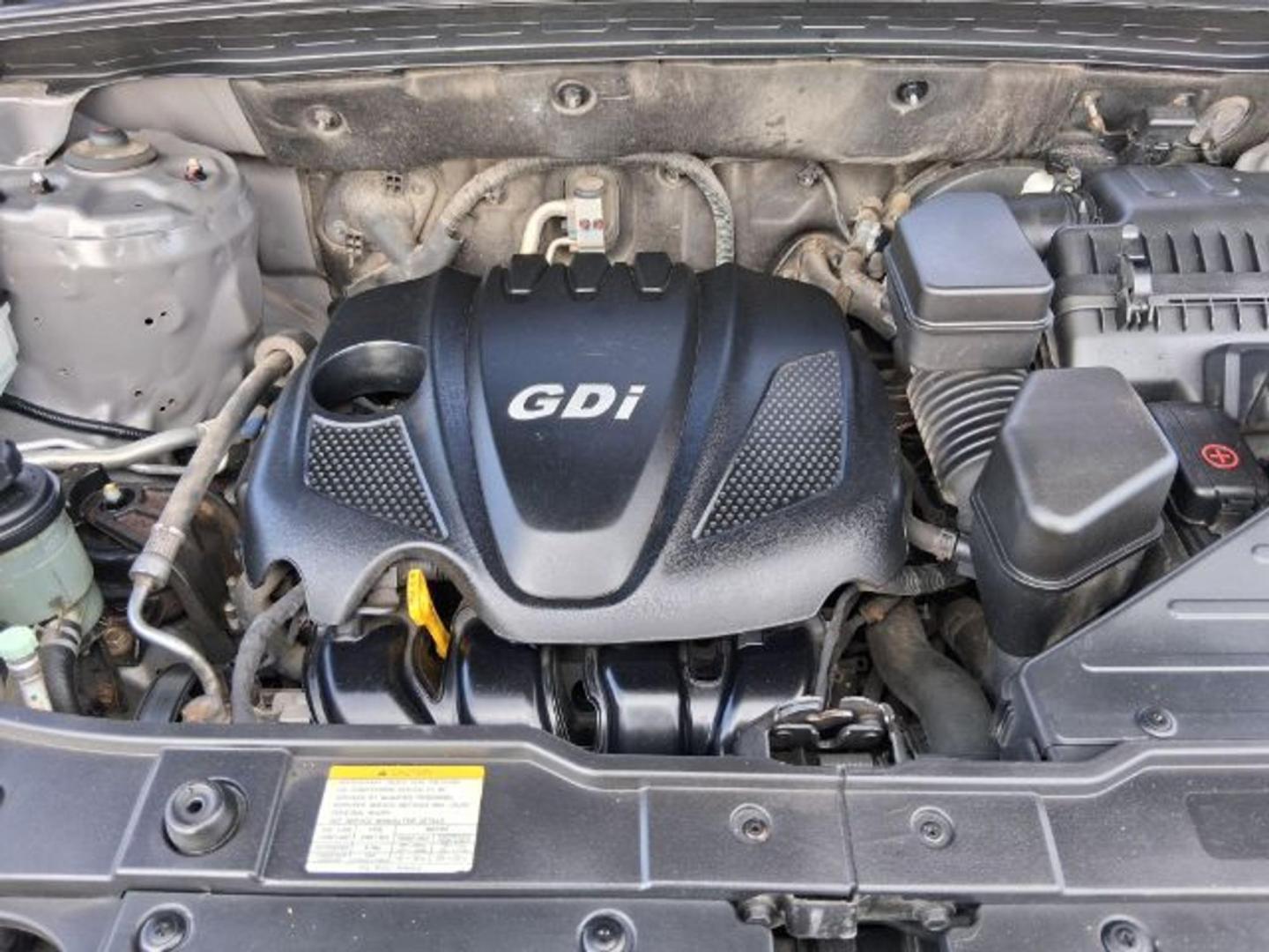 2013 Titanium Silver Kia Sorento LX (5XYKT3A69DG) with an 2.4L I-4 gasoline direct injection engine, located at 1865 W 2nd St., Xenia, OH, 45385, (937) 372-7777, 39.681259, -83.961945 - Photo#12