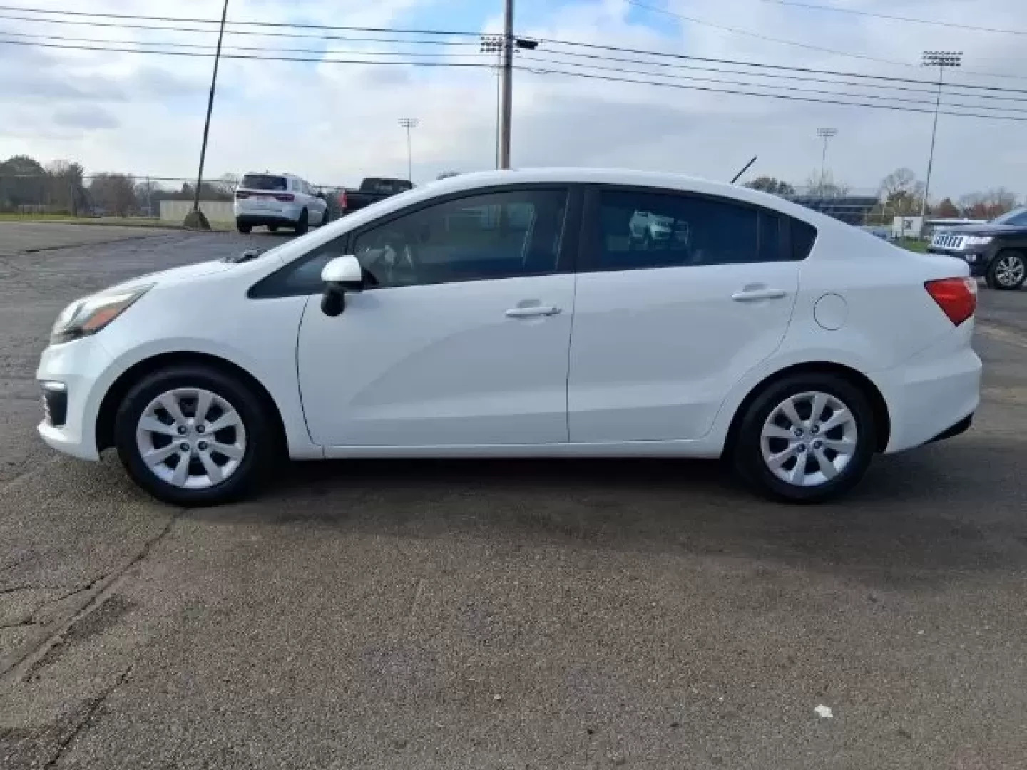 2017 Kia Rio LX 6A (KNADM4A33H6) with an 1.6L L4 DOHC 16V engine, 6-Speed Automatic transmission, located at 1865 W 2nd St., Xenia, OH, 45385, (937) 372-7777, 39.681259, -83.961945 - **Discover Freedom on the Road with the 2017 Kia Rio at Jamestown Auto Sales!**<br /> <br /> Are you ready to elevate your daily commute or embark on spontaneous weekend adventures? Look no further than this stunning 2017 Kia Rio, now available at Jamestown Auto Sales in Xenia, OH! Perfectly designe - Photo#2