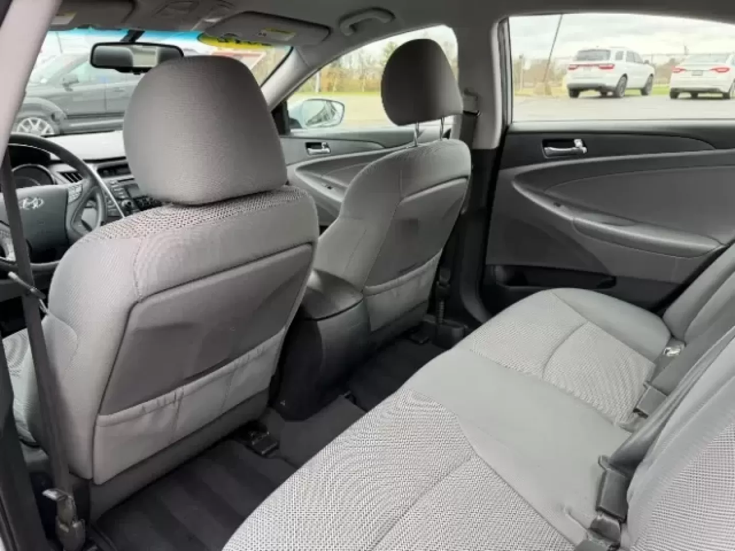 2012 Hyundai Sonata GLS (5NPEB4AC4CH) with an 2.4L I-4 gasoline direct injection engine, located at 1865 W 2nd St., Xenia, OH, 45385, (937) 372-7777, 39.681259, -83.961945 - **Hit the Open Road with Confidence in This 2012 Hyundai Sonata GLS! Perfect for Families and Commuters Alike!**<br /> <br /> Are you searching for a reliable sedan that doesn't sacrifice style or comfort? Look no further! At Jamestown Auto Sales, located at 1865 W 2nd St., Xenia, OH 45385, we proud - Photo#9