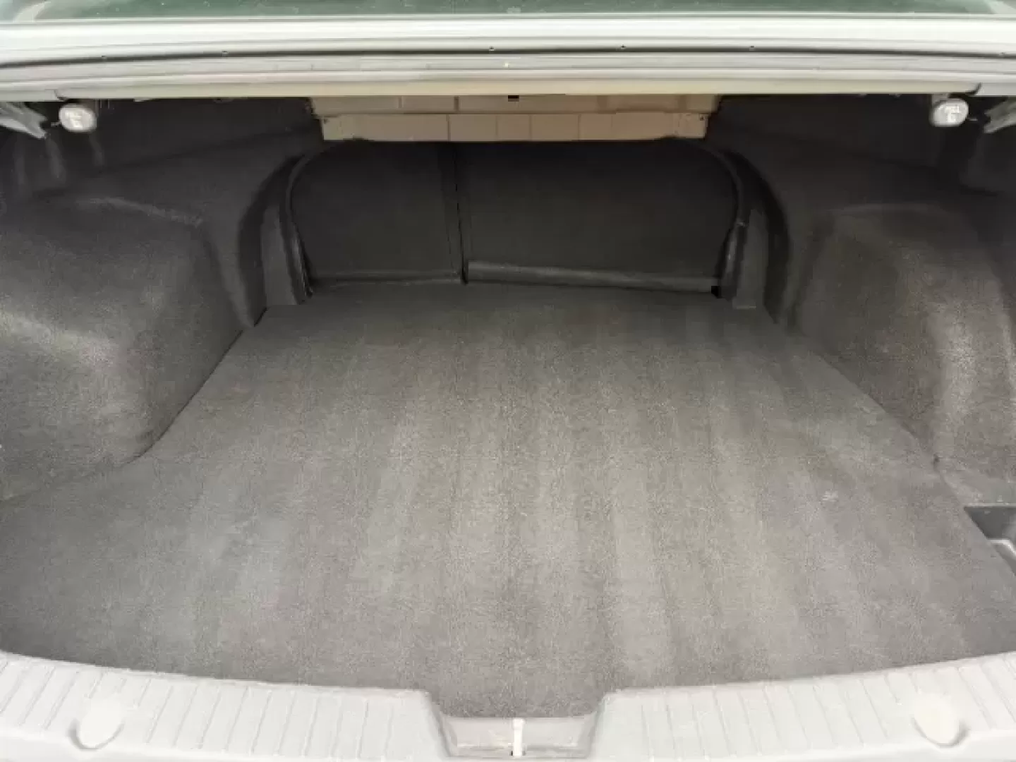 2012 Hyundai Sonata GLS (5NPEB4AC4CH) with an 2.4L I-4 gasoline direct injection engine, located at 1865 W 2nd St., Xenia, OH, 45385, (937) 372-7777, 39.681259, -83.961945 - **Hit the Open Road with Confidence in This 2012 Hyundai Sonata GLS! Perfect for Families and Commuters Alike!**<br /> <br /> Are you searching for a reliable sedan that doesn't sacrifice style or comfort? Look no further! At Jamestown Auto Sales, located at 1865 W 2nd St., Xenia, OH 45385, we proud - Photo#11