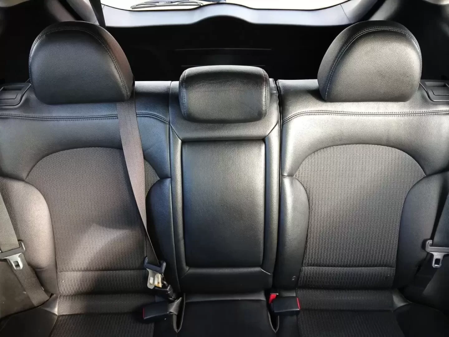 2013 Hyundai Tucson GLS AWD (KM8JUCAC3DU) with an 2.4L L4 DOHC 16V engine, 6-Speed Automatic transmission, located at 1865 W 2nd St., Xenia, OH, 45385, (937) 372-7777, 39.681259, -83.961945 - **Discover the 2013 Hyundai Tucson GLS AWD Your Perfect Adventure Companion!**<br /> <br /> Are you ready to elevate your lifestyle with a reliable and stylish SUV that fits your active family, long commutes, or weekend adventures? Look no further than the 2013 Hyundai Tucson GLS AWD, available now - Photo#14