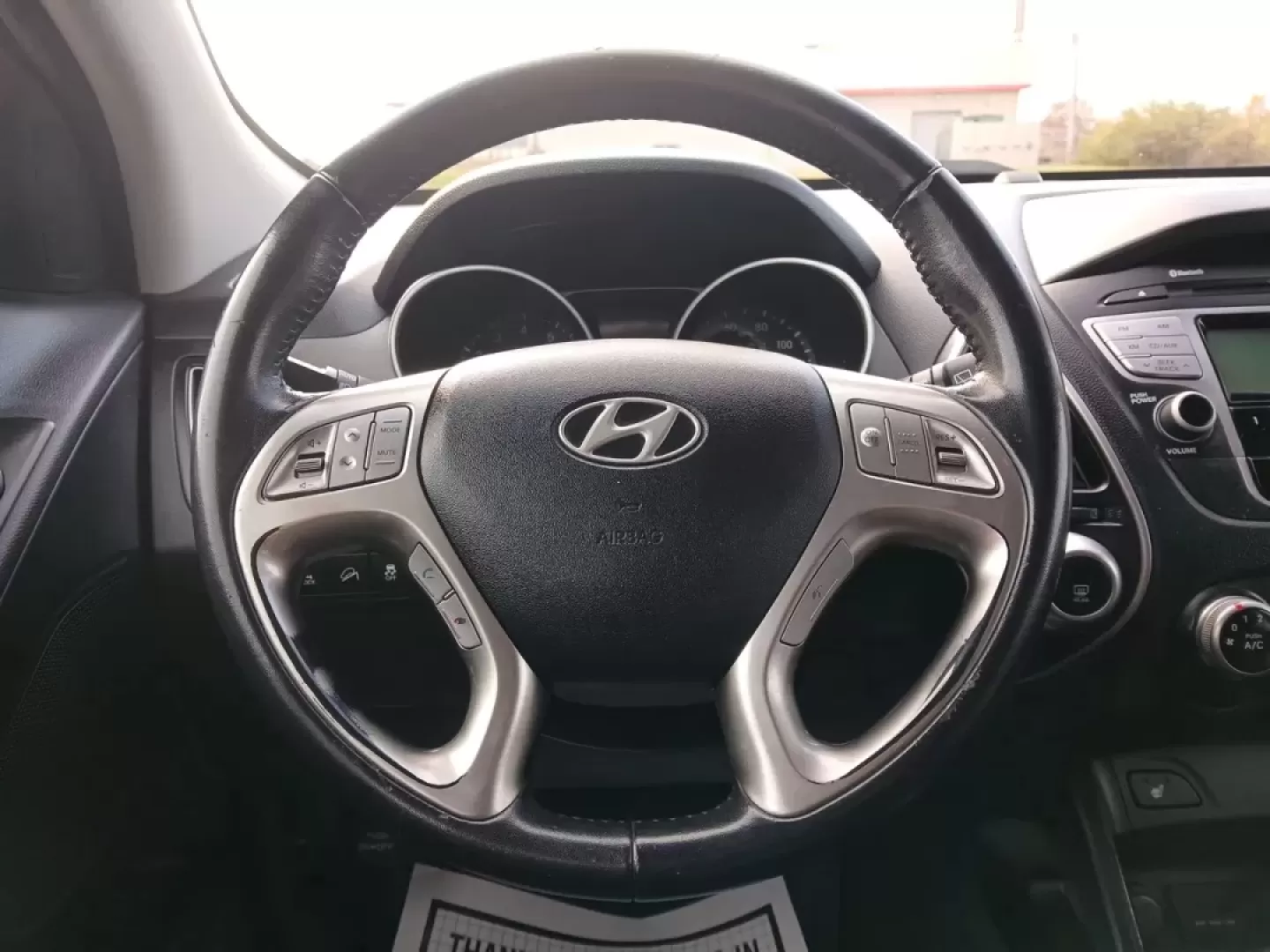 2013 Hyundai Tucson GLS AWD (KM8JUCAC3DU) with an 2.4L L4 DOHC 16V engine, 6-Speed Automatic transmission, located at 1865 W 2nd St., Xenia, OH, 45385, (937) 372-7777, 39.681259, -83.961945 - **Discover the 2013 Hyundai Tucson GLS AWD Your Perfect Adventure Companion!**<br /> <br /> Are you ready to elevate your lifestyle with a reliable and stylish SUV that fits your active family, long commutes, or weekend adventures? Look no further than the 2013 Hyundai Tucson GLS AWD, available now - Photo#16