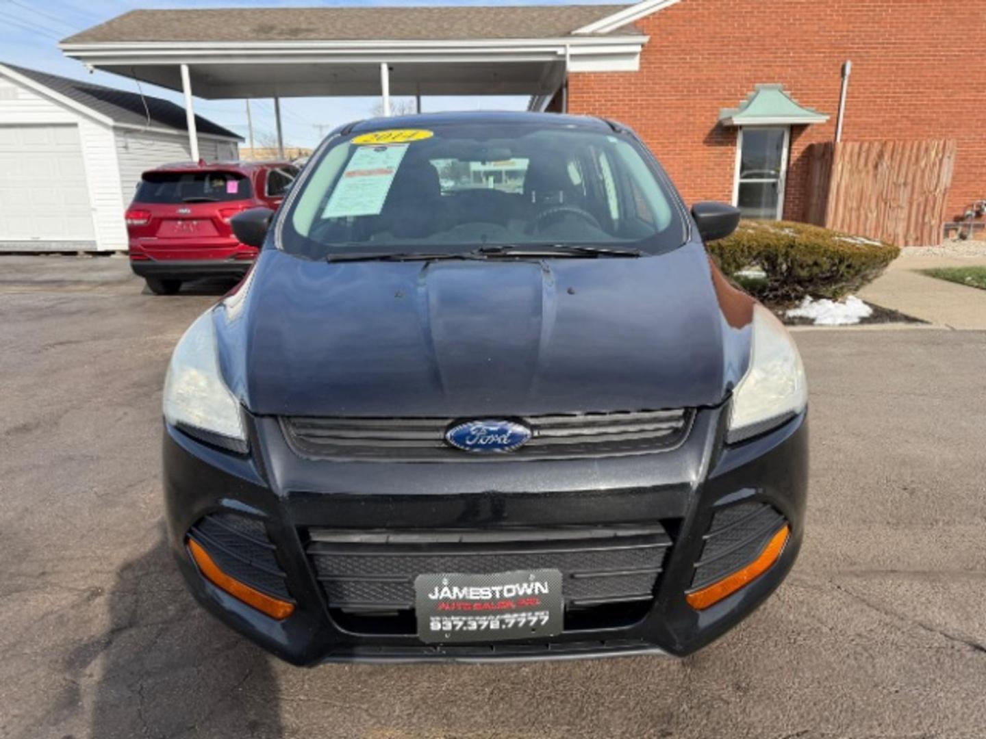 2014 Tuxedo Black Ford Escape S FWD (1FMCU0F70EU) with an 2.5L L4 DOHC 16V engine, 6-Speed Automatic transmission, located at 1865 W 2nd St., Xenia, OH, 45385, (937) 372-7777, 39.681259, -83.961945 - Photo#4