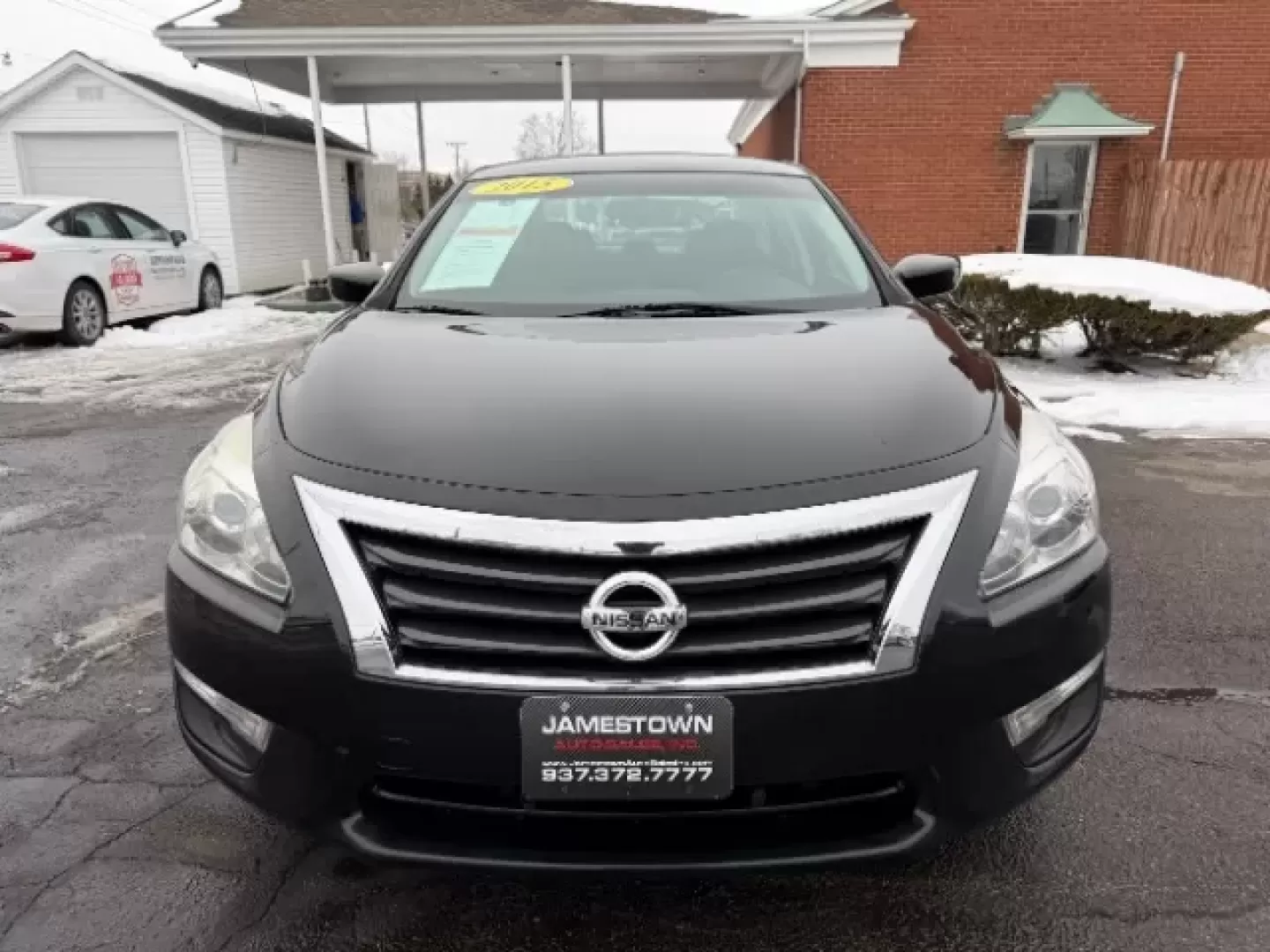2015 Nissan Altima 2.5 S (1N4AL3AP2FC) with an 2.5L I-4 DOHC engine, located at 1865 W 2nd St., Xenia, OH, 45385, (937) 372-7777, 39.681259, -83.961945 - **Explore New Heights of Convenience with the 2015 Nissan Altima at Jamestown Auto Sales!**<br /> <br /> Are you looking for a reliable and stylish sedan that can seamlessly adapt to your busy lifestyle? Look no further than the 2015 Nissan Altima 2.5 S, now available at Jamestown Auto Sales in Xeni - Photo#4