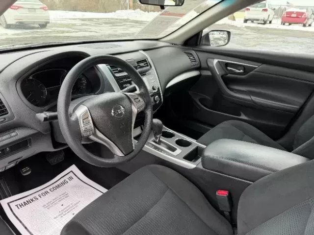 2015 Nissan Altima 2.5 S (1N4AL3AP2FC) with an 2.5L I-4 DOHC engine, located at 1865 W 2nd St., Xenia, OH, 45385, (937) 372-7777, 39.681259, -83.961945 - **Explore New Heights of Convenience with the 2015 Nissan Altima at Jamestown Auto Sales!**<br /> <br /> Are you looking for a reliable and stylish sedan that can seamlessly adapt to your busy lifestyle? Look no further than the 2015 Nissan Altima 2.5 S, now available at Jamestown Auto Sales in Xeni - Photo#6
