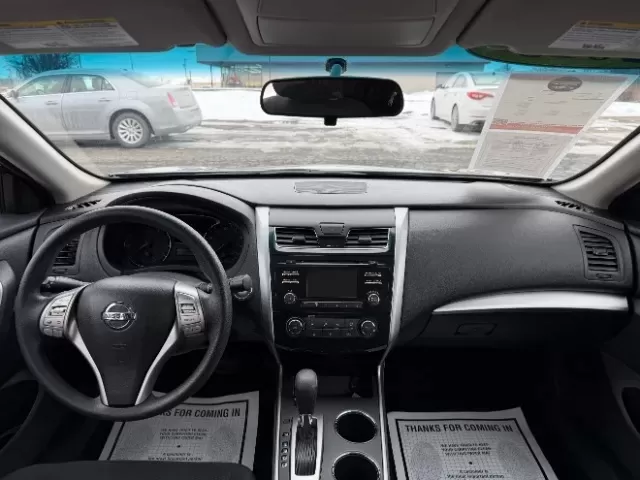 2015 Nissan Altima 2.5 S (1N4AL3AP2FC) with an 2.5L I-4 DOHC engine, located at 1865 W 2nd St., Xenia, OH, 45385, (937) 372-7777, 39.681259, -83.961945 - **Explore New Heights of Convenience with the 2015 Nissan Altima at Jamestown Auto Sales!**<br /> <br /> Are you looking for a reliable and stylish sedan that can seamlessly adapt to your busy lifestyle? Look no further than the 2015 Nissan Altima 2.5 S, now available at Jamestown Auto Sales in Xeni - Photo#7