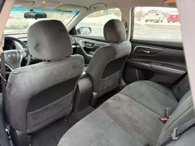 2015 Nissan Altima 2.5 S (1N4AL3AP2FC) with an 2.5L I-4 DOHC engine, located at 1865 W 2nd St., Xenia, OH, 45385, (937) 372-7777, 39.681259, -83.961945 - **Explore New Heights of Convenience with the 2015 Nissan Altima at Jamestown Auto Sales!**<br /> <br /> Are you looking for a reliable and stylish sedan that can seamlessly adapt to your busy lifestyle? Look no further than the 2015 Nissan Altima 2.5 S, now available at Jamestown Auto Sales in Xeni - Photo#9