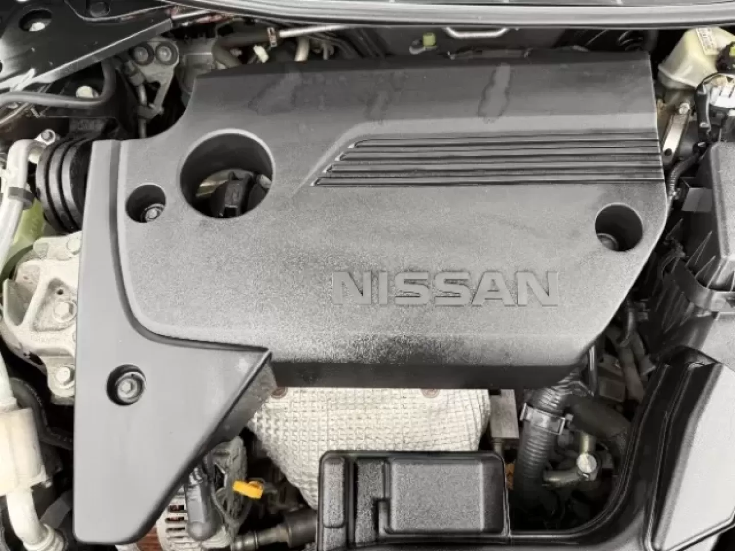 2015 Nissan Altima 2.5 S (1N4AL3AP2FC) with an 2.5L I-4 DOHC engine, located at 1865 W 2nd St., Xenia, OH, 45385, (937) 372-7777, 39.681259, -83.961945 - **Explore New Heights of Convenience with the 2015 Nissan Altima at Jamestown Auto Sales!**<br /> <br /> Are you looking for a reliable and stylish sedan that can seamlessly adapt to your busy lifestyle? Look no further than the 2015 Nissan Altima 2.5 S, now available at Jamestown Auto Sales in Xeni - Photo#11