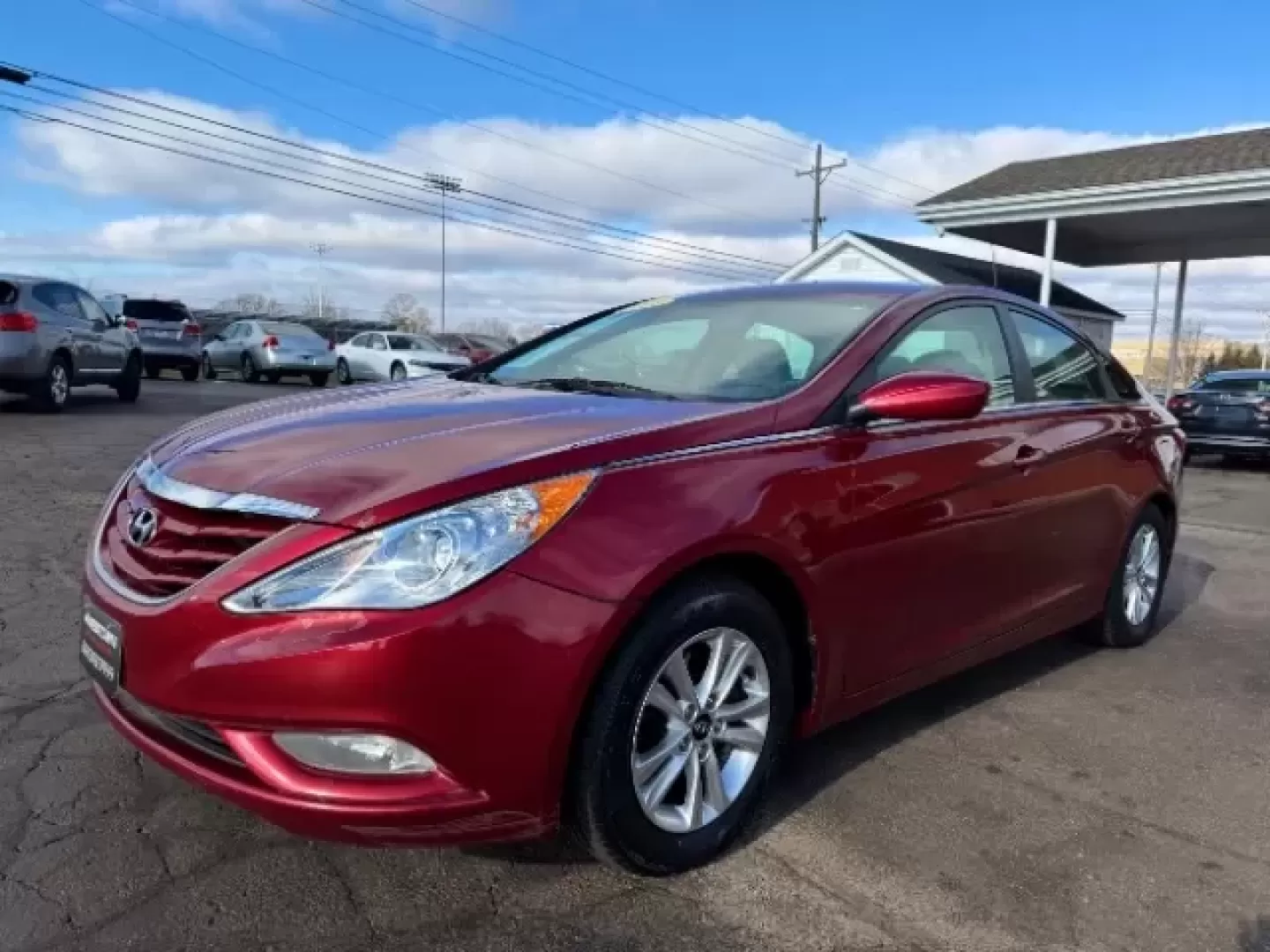 2013 Hyundai Sonata GLS (5NPEB4AC2DH) with an 2.4L L4 DOHC 16V engine, 6-Speed Automatic transmission, located at 1865 W 2nd St., Xenia, OH, 45385, (937) 372-7777, 39.681259, -83.961945 - **Experience the Freedom of the Open Road with This 2013 Hyundai Sonata GLS Your Perfect Companion for Daily Adventures!**<br /> <br /> Are you looking for a reliable vehicle that seamlessly adapts to your lifestyle? Whether you're commuting to work, running errands in Xenia, or planning weekend ge - Photo#1