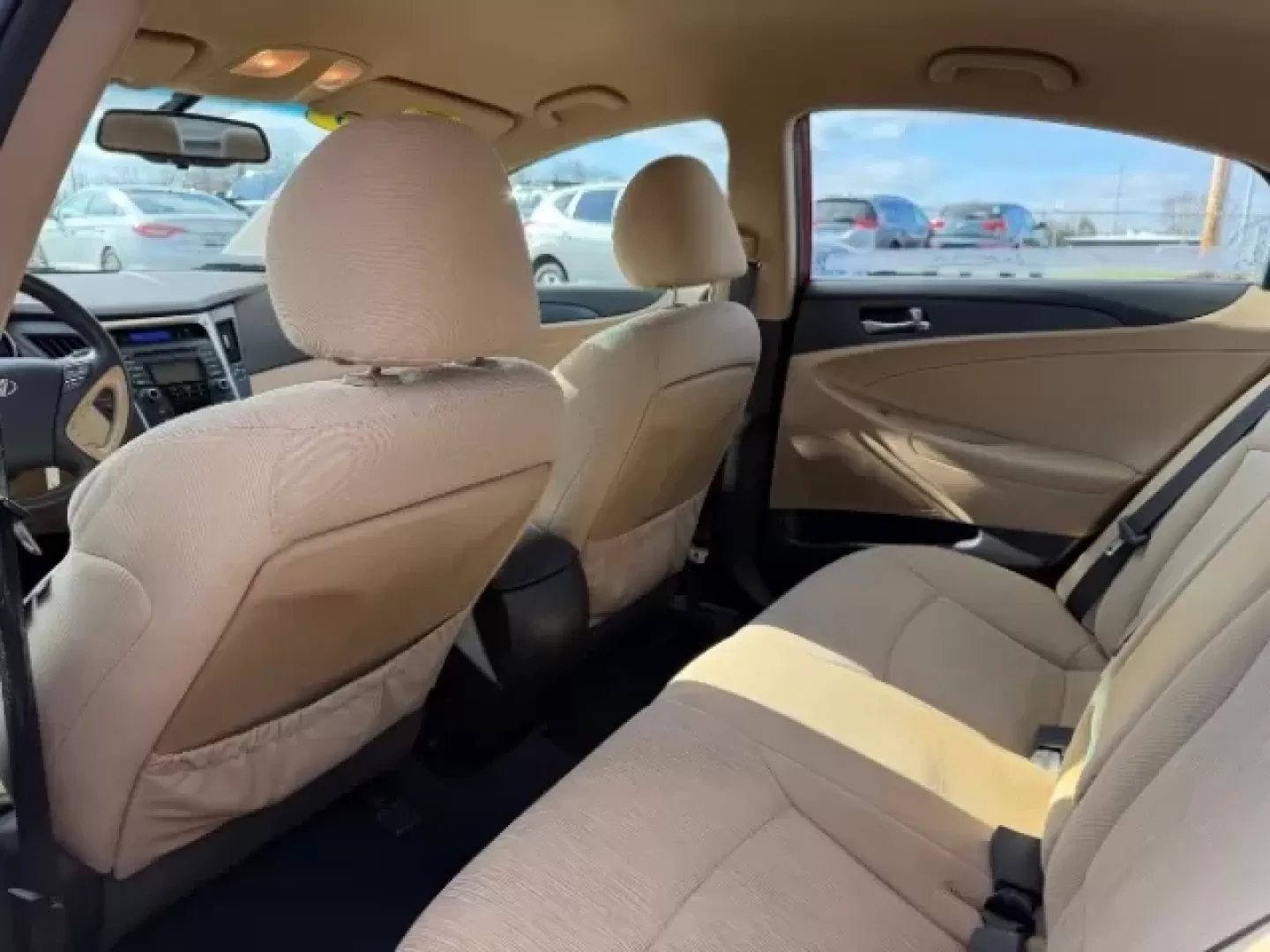 2013 Hyundai Sonata GLS (5NPEB4AC2DH) with an 2.4L L4 DOHC 16V engine, 6-Speed Automatic transmission, located at 1865 W 2nd St., Xenia, OH, 45385, (937) 372-7777, 39.681259, -83.961945 - **Experience the Freedom of the Open Road with This 2013 Hyundai Sonata GLS Your Perfect Companion for Daily Adventures!**<br /> <br /> Are you looking for a reliable vehicle that seamlessly adapts to your lifestyle? Whether you're commuting to work, running errands in Xenia, or planning weekend ge - Photo#9