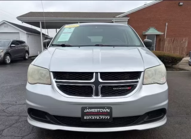 2012 Dodge Grand Caravan SE/AVP (2C4RDGBG5CR) with an 3.6L V-6 DOHC engine, located at 1865 W 2nd St., Xenia, OH, 45385, (937) 372-7777, 39.681259, -83.961945 - Are you in the market for a spacious and versatile vehicle that fits your busy lifestyle? Look no further than this 2012 Dodge Grand Caravan SE/AVP, available now at Jamestown Auto Sales, your trusted Buy Here Pay Here dealership located at 1865 W 2nd St., Xenia, OH 45385. This passenger van is the - Photo#4