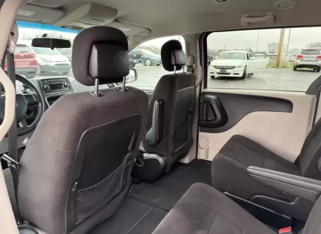 2012 Dodge Grand Caravan SE/AVP (2C4RDGBG5CR) with an 3.6L V-6 DOHC engine, located at 1865 W 2nd St., Xenia, OH, 45385, (937) 372-7777, 39.681259, -83.961945 - Are you in the market for a spacious and versatile vehicle that fits your busy lifestyle? Look no further than this 2012 Dodge Grand Caravan SE/AVP, available now at Jamestown Auto Sales, your trusted Buy Here Pay Here dealership located at 1865 W 2nd St., Xenia, OH 45385. This passenger van is the - Photo#9