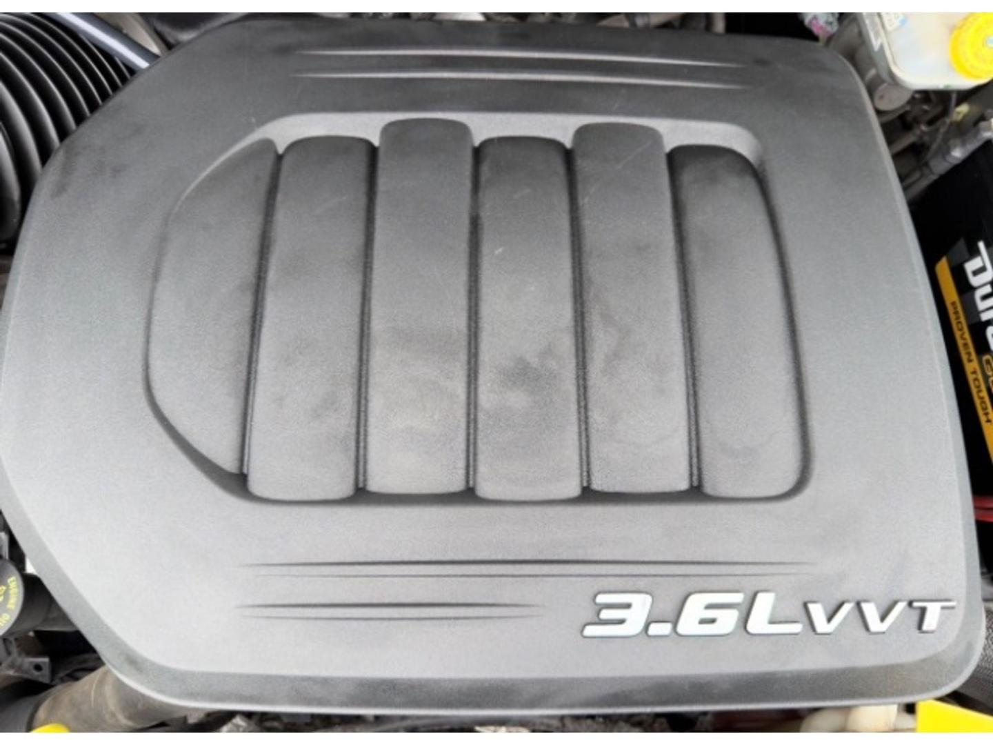 2012 Bright Silver Metallic Clearcoat Dodge Grand Caravan SE/AVP (2C4RDGBG5CR) with an 3.6L V-6 DOHC engine, located at 1865 W 2nd St., Xenia, OH, 45385, (937) 372-7777, 39.681259, -83.961945 - Photo#12