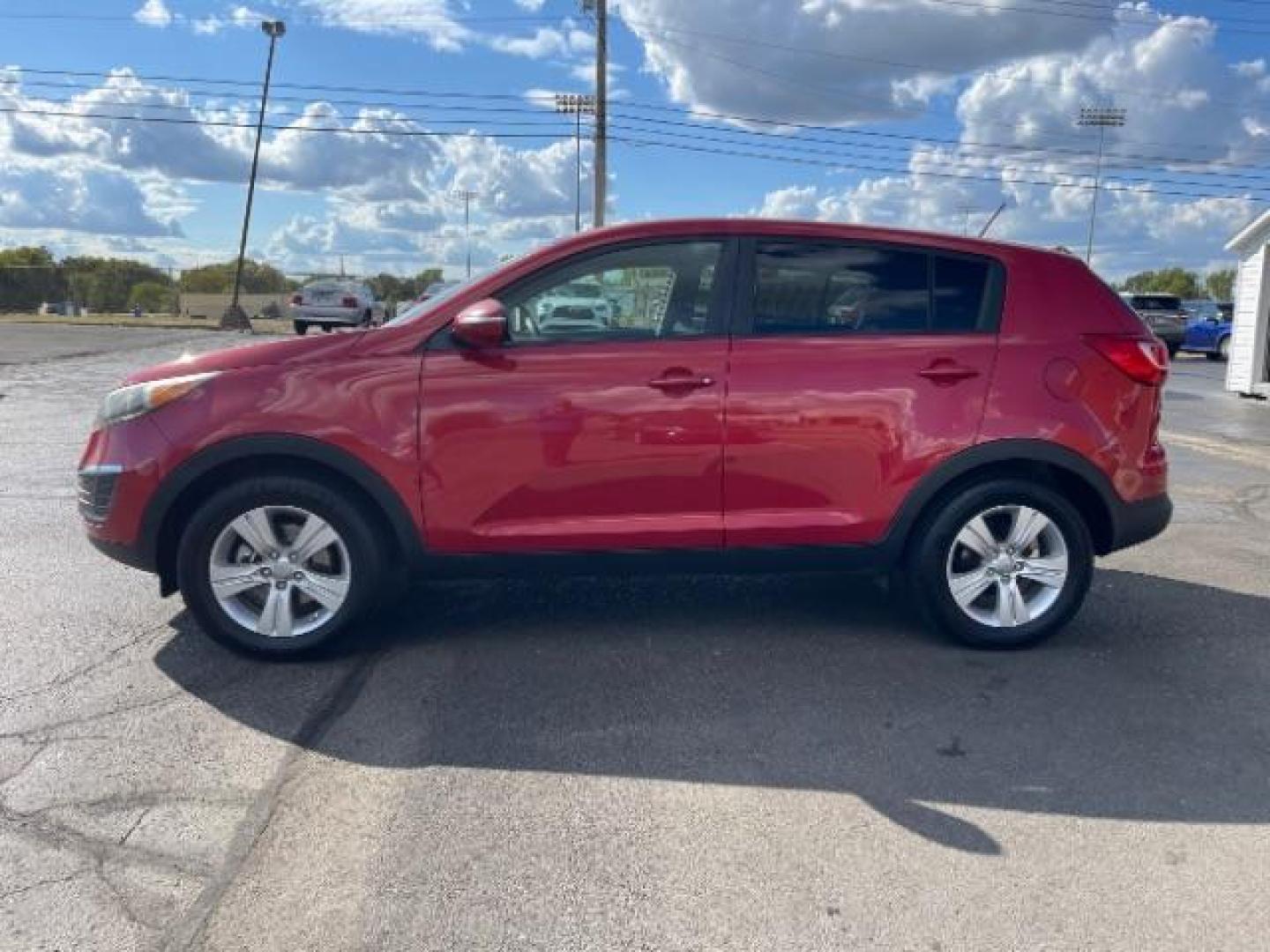 2012 Kia Sportage LX FWD (KNDPB3A24C7) with an 2.4L V6 DOHC 24V engine, 6-Speed Automatic transmission, located at 1865 W 2nd St., Xenia, OH, 45385, (937) 372-7777, 39.681259, -83.961945 - 2012 Kia Sportage LX FWD - Photo#2