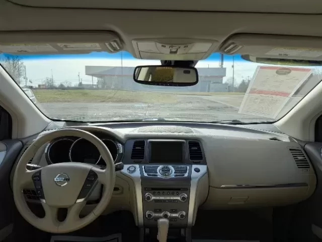 2011 Nissan Murano SL AWD (JN8AZ1MW9BW) with an 3.5L V6 DOHC 24V engine, Continuously Variable Transmission transmission, located at 1865 W 2nd St., Xenia, OH, 45385, (937) 372-7777, 39.681259, -83.961945 - **Experience the Perfect Balance of Style and Functionality with the 2011 Nissan Murano SL AWD at Jamestown Auto Sales!**<br /> <br /> Are you in the market for a versatile SUV that's as perfect for weekend adventures as it is for daily commutes? Look no further! The 2011 Nissan Murano SL AWD is des - Photo#7