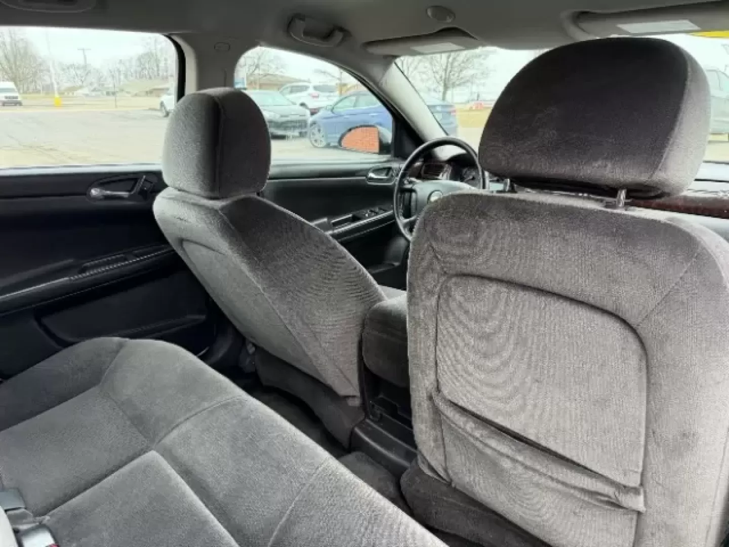 2013 Chevrolet Impala LS (2G1WA5E36D1) with an 3.6L V-6 gasoline direct injection engine, located at 1865 W 2nd St., Xenia, OH, 45385, (937) 372-7777, 39.681259, -83.961945 - **Discover Your Next Adventure with the 2013 Chevrolet Impala at Jamestown Auto Sales!**<br /> <br /> Are you searching for a reliable sedan that's perfect for long commutes, family outings, or weekend road trips? Look no further than this stunning 2013 Chevrolet Impala, now available at Jamestown A - Photo#10