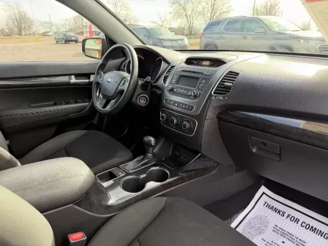 2014 Kia Sorento LX (5XYKT3A65EG) with an 2.4L I-4 gasoline direct injection engine, located at 1865 W 2nd St., Xenia, OH, 45385, (937) 372-7777, 39.681259, -83.961945 - **Discover the Perfect Family Adventure Vehicle: 2014 Kia Sorento LX at Jamestown Auto Sales!**<br /> <br /> Are you a growing family or an adventurer at heart? Look no further! The 2014 Kia Sorento LX is not just a vehicle; it's a lifestyle upgrade that can make your daily rides and weekend excursi - Photo#8