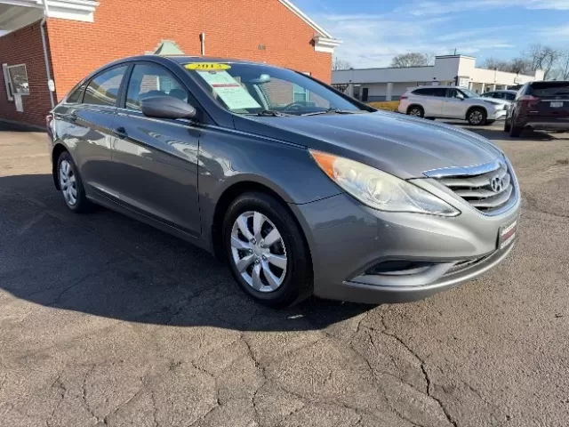 2012 Hyundai Sonata GLS Auto (5NPEB4AC3CH) with an 2.4L L4 DOHC 16V engine, 6-Speed Automatic transmission, located at 1865 W 2nd St., Xenia, OH, 45385, (937) 372-7777, 39.681259, -83.961945 - **Experience Unparalleled Comfort and Reliability with the 2012 Hyundai Sonata GLS in Xenia, OH!**<br /> <br /> Looking for a reliable sedan that fits effortlessly into your busy lifestyle? Look no further than the 2012 Hyundai Sonata GLS, now available at Jamestown Auto Sales, located at 1865 W 2nd - Photo#21