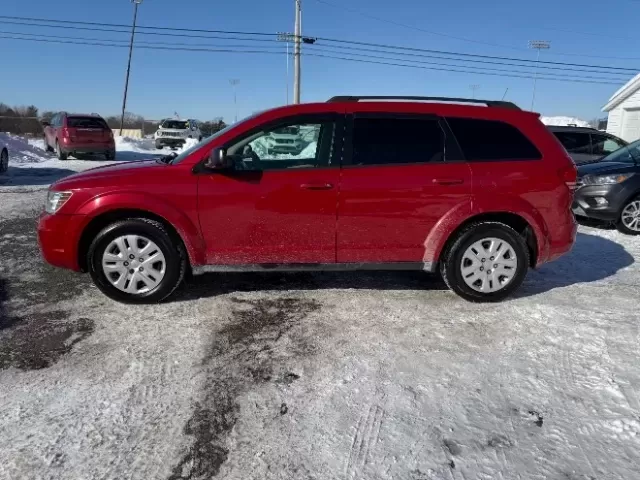 2016 Redline 2 Coat Pearl Dodge Journey SE (3C4PDCAB8GT) with an Tigershark MultiAir 2.4L I-4 DOHC engine, located at 1865 W 2nd St., Xenia, OH, 45385, (937) 372-7777, 39.681259, -83.961945 - Photo#11