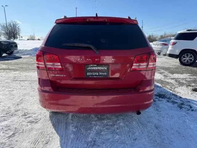 2016 Redline 2 Coat Pearl Dodge Journey SE (3C4PDCAB8GT) with an Tigershark MultiAir 2.4L I-4 DOHC engine, located at 1865 W 2nd St., Xenia, OH, 45385, (937) 372-7777, 39.681259, -83.961945 - Photo#14