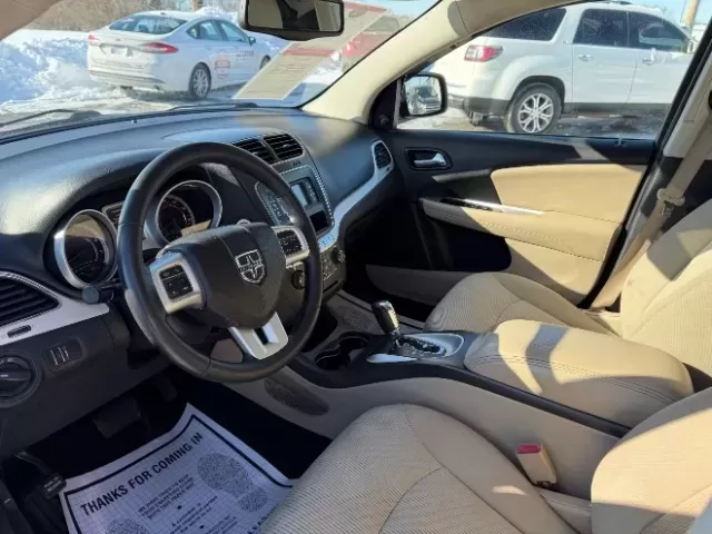 2016 Redline 2 Coat Pearl Dodge Journey SE (3C4PDCAB8GT) with an Tigershark MultiAir 2.4L I-4 DOHC engine, located at 1865 W 2nd St., Xenia, OH, 45385, (937) 372-7777, 39.681259, -83.961945 - Photo#15