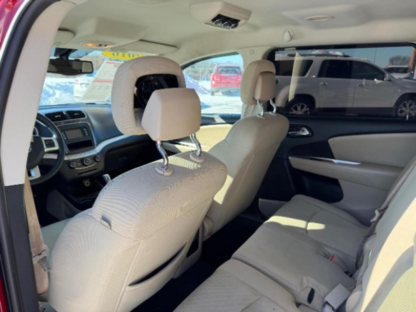 2016 Redline 2 Coat Pearl Dodge Journey SE (3C4PDCAB8GT) with an Tigershark MultiAir 2.4L I-4 DOHC engine, located at 1865 W 2nd St., Xenia, OH, 45385, (937) 372-7777, 39.681259, -83.961945 - Photo#5