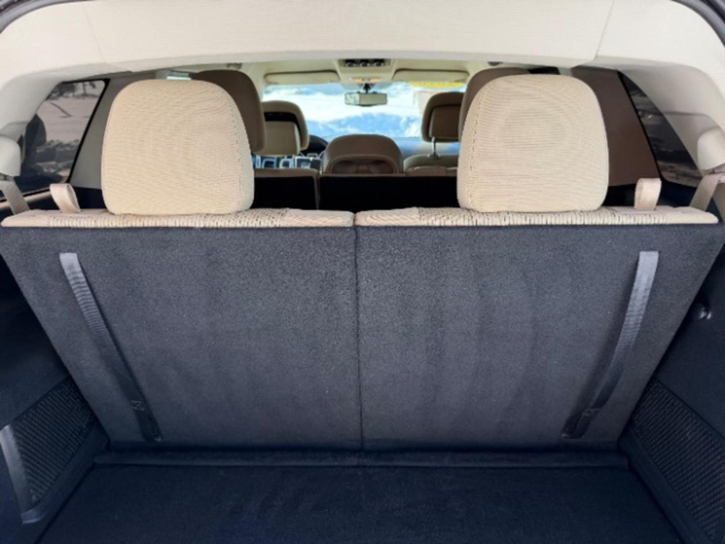 2016 Redline 2 Coat Pearl Dodge Journey SE (3C4PDCAB8GT) with an Tigershark MultiAir 2.4L I-4 DOHC engine, located at 1865 W 2nd St., Xenia, OH, 45385, (937) 372-7777, 39.681259, -83.961945 - Photo#7