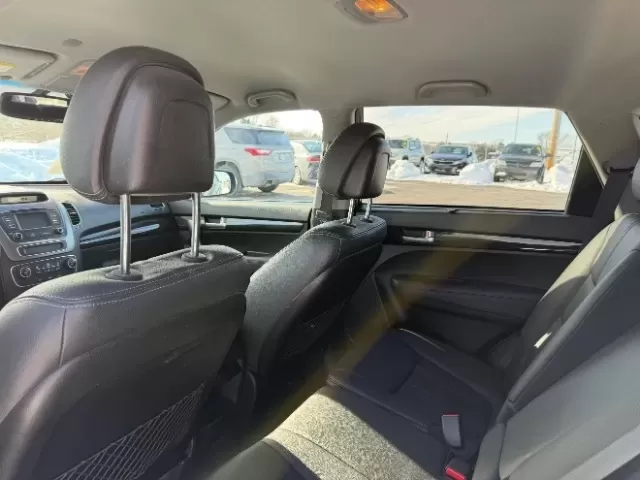 2014 Kia Sorento LX (5XYKTDA61EG) with an 2.4L I-4 gasoline direct injection engine, located at 1865 W 2nd St., Xenia, OH, 45385, (937) 372-7777, 39.681259, -83.961945 - **Adventure Awaits with the 2014 Kia Sorento LX Perfect for Families and Road Warriors Alike!**<br /> <br /> At Advantage Car and Credit - Vandalia, we understand that your vehicle is more than just a mode of transportation; it's an essential part of your lifestyle. If you're looking for a versatil - Photo#8