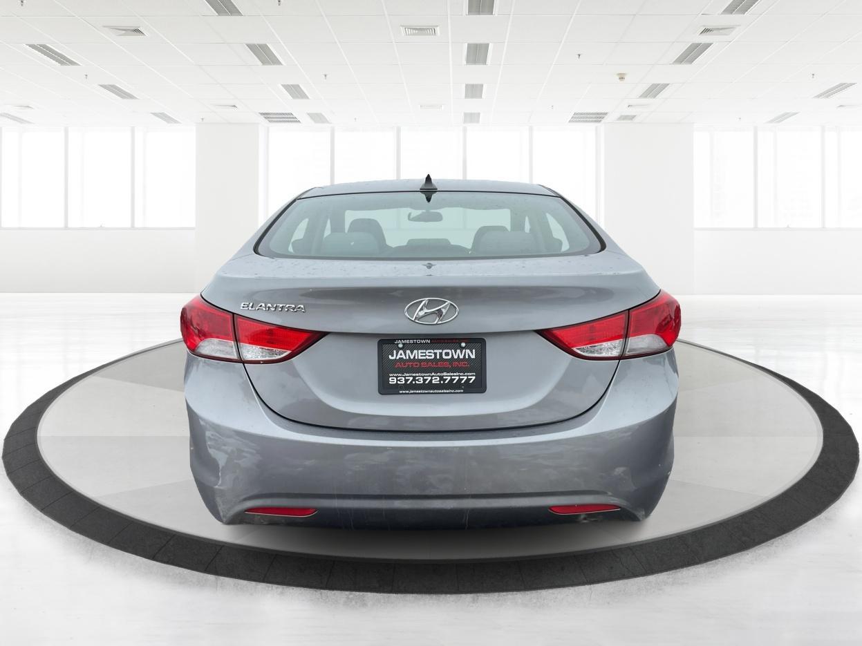 2012 Harbor Gray Metallic /Grey Hyundai Elantra GLS A/T (KMHDH4AE3CU) with an 1.8L L4 DOHC 16V engine, 6-Speed Automatic transmission, located at 1865 W 2nd St., Xenia, OH, 45385, (937) 372-7777, 39.681259, -83.961945 - Photo#5