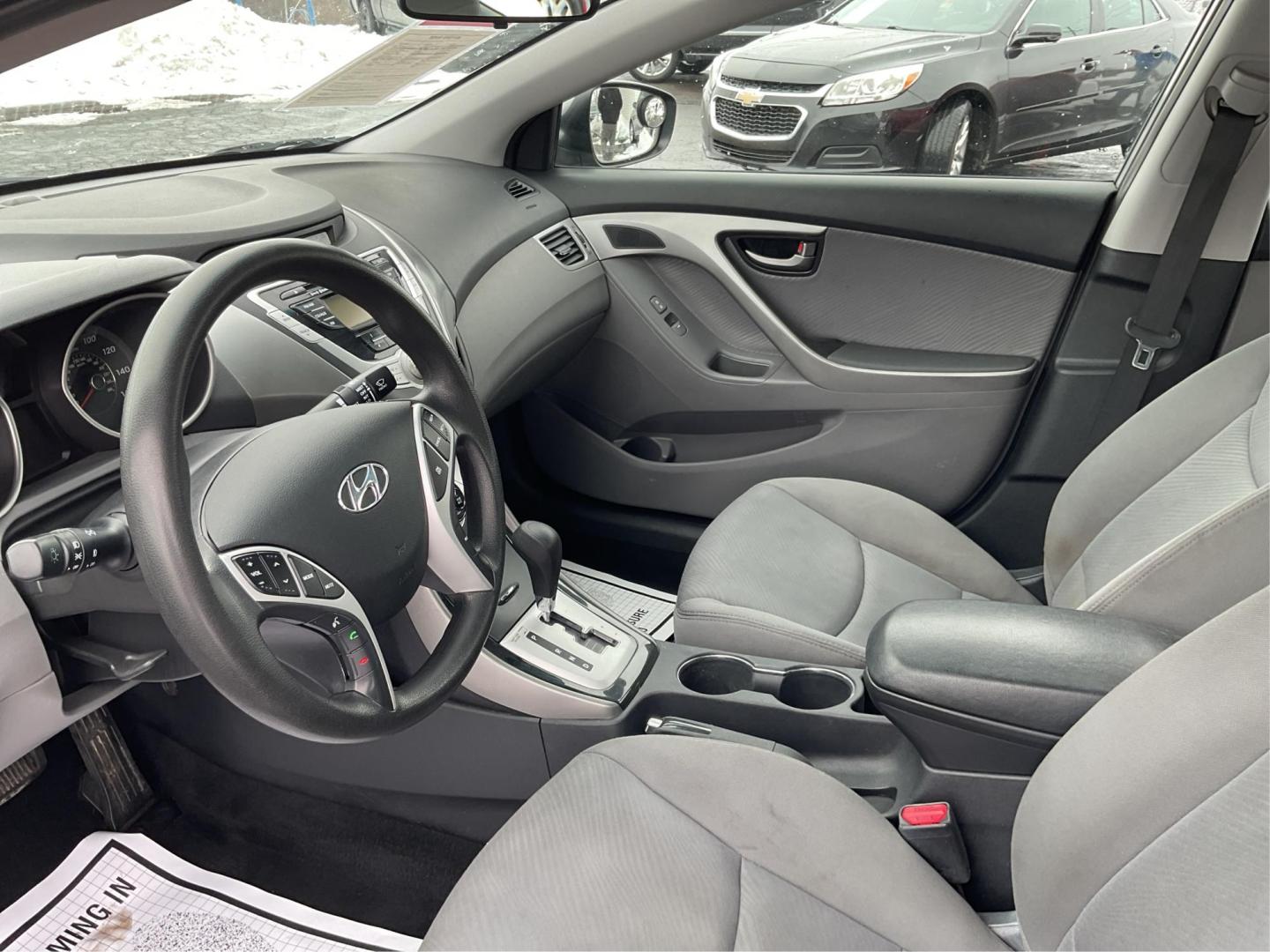 2012 Harbor Gray Metallic /Grey Hyundai Elantra GLS A/T (KMHDH4AE3CU) with an 1.8L L4 DOHC 16V engine, 6-Speed Automatic transmission, located at 1865 W 2nd St., Xenia, OH, 45385, (937) 372-7777, 39.681259, -83.961945 - Photo#8