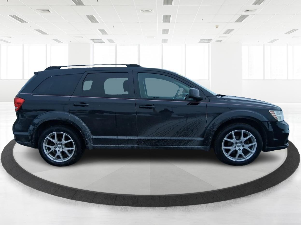 2012 Brilliant Black Crystal Pearlcoat Dodge Journey SXT (3C4PDDBGXCT) with an 3.6L V-6 DOHC engine, located at 1865 W 2nd St., Xenia, OH, 45385, (937) 372-7777, 39.681259, -83.961945 - Photo#3