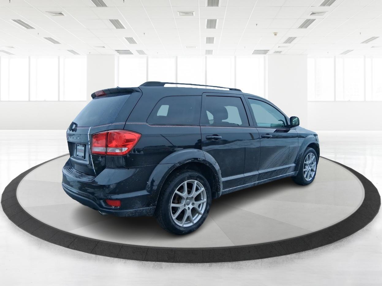 2012 Brilliant Black Crystal Pearlcoat Dodge Journey SXT (3C4PDDBGXCT) with an 3.6L V-6 DOHC engine, located at 1865 W 2nd St., Xenia, OH, 45385, (937) 372-7777, 39.681259, -83.961945 - Photo#4